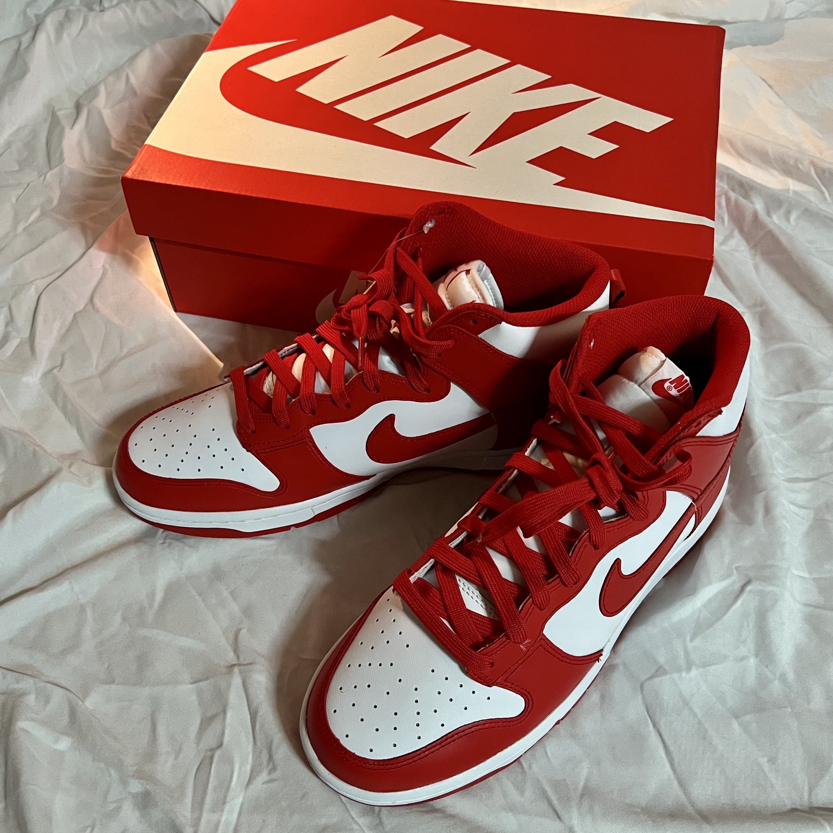 Nike Dunk High Retro Championship White and Red 착용 스타일 - 3