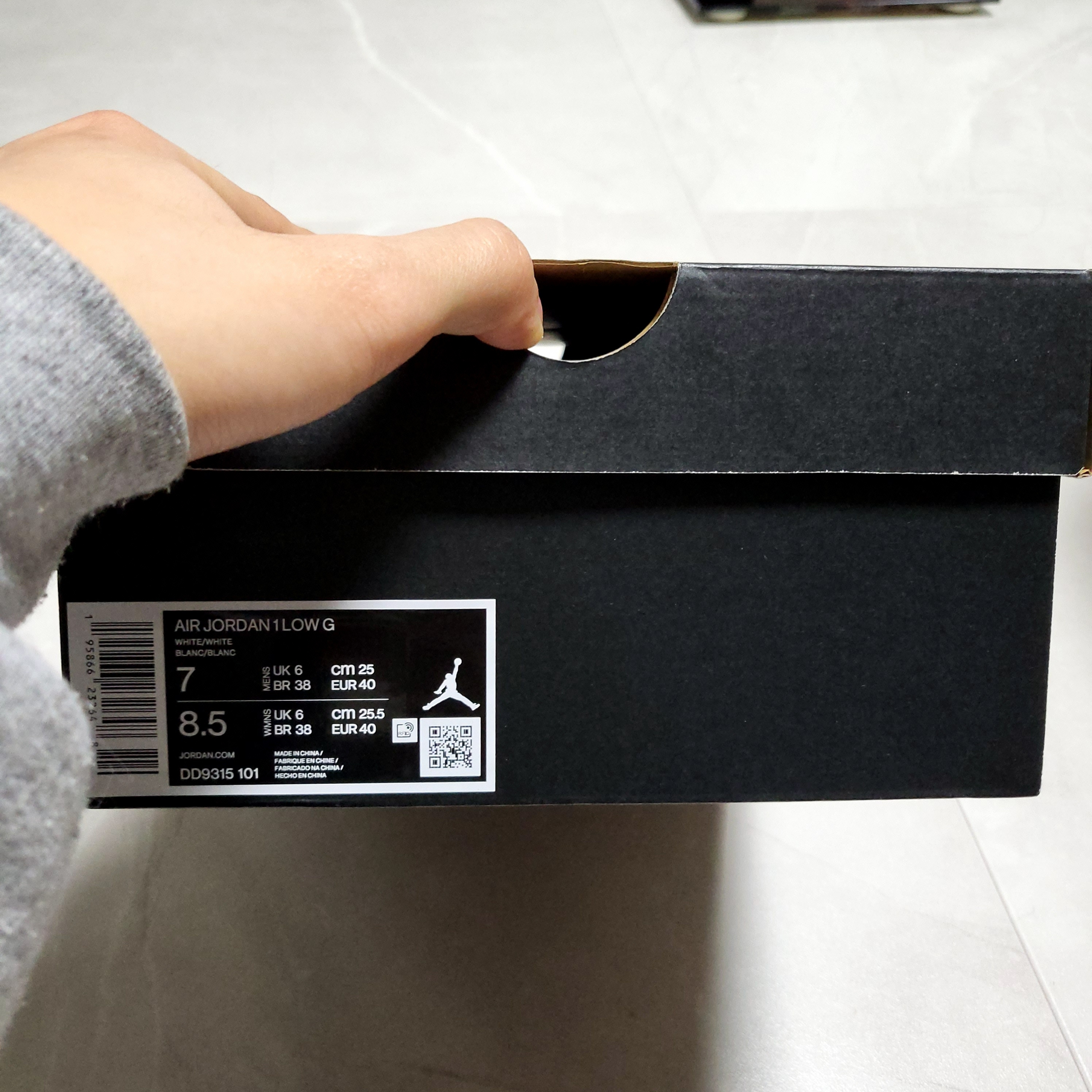 Jordan 1 Low Golf Triple White 착용 스타일 - 2