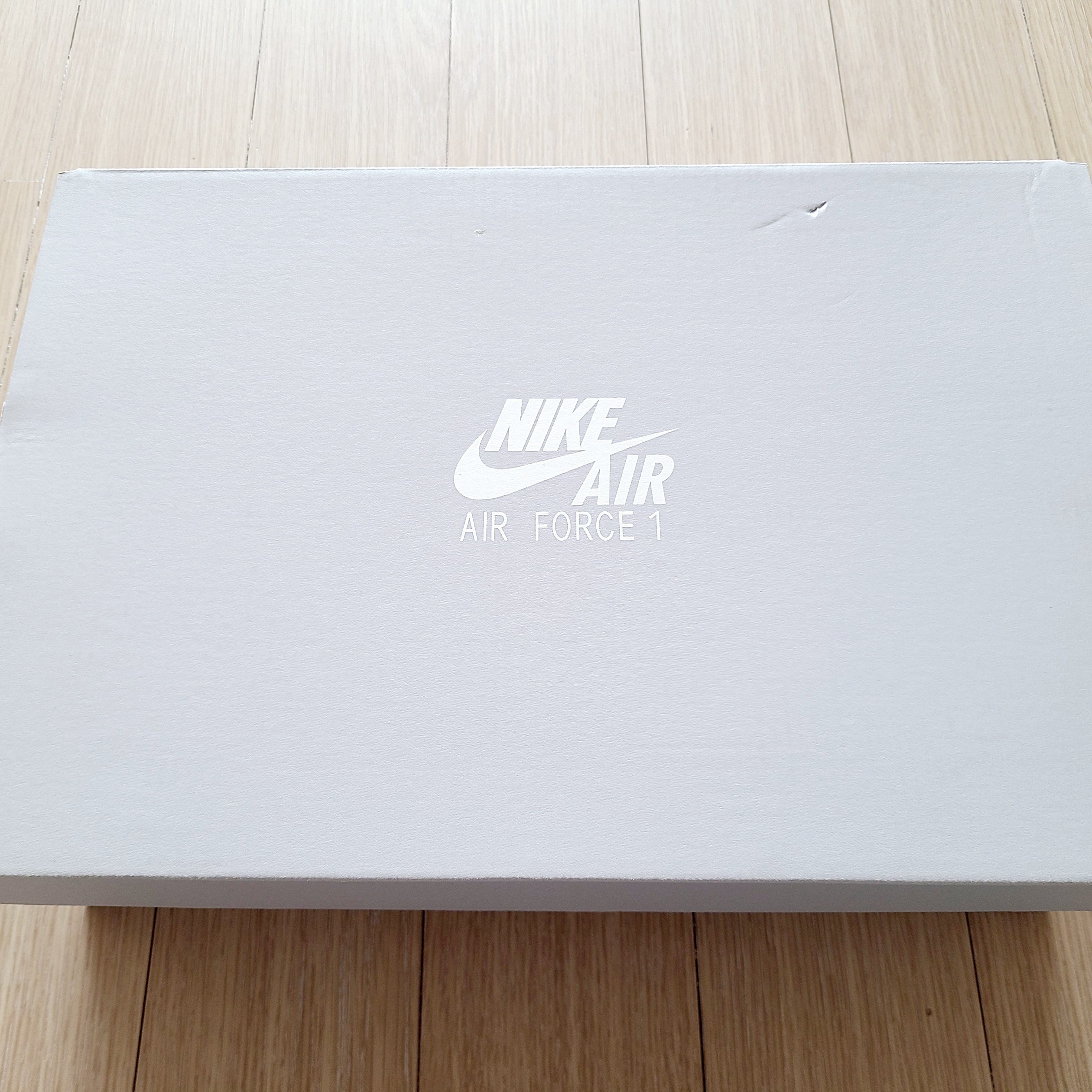 Nike Air Force 1 '07 White Black 착용 스타일 - 3