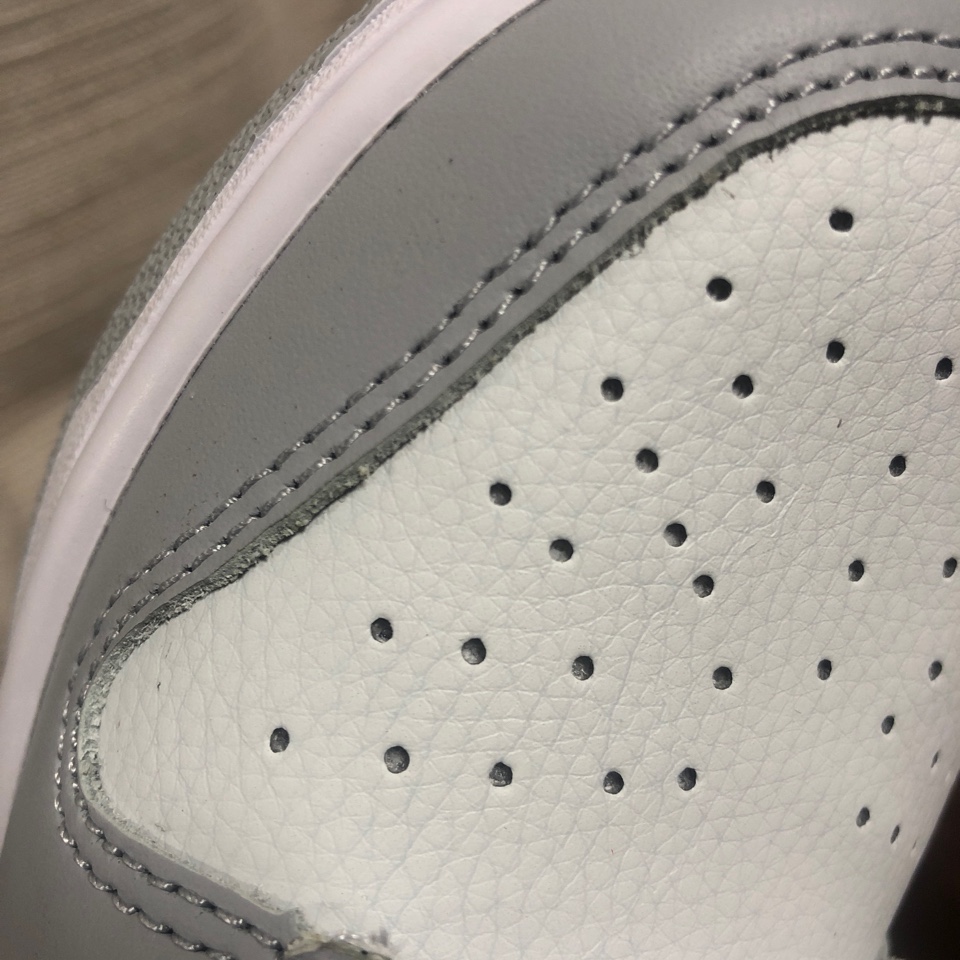 Nike Dunk Low Retro Wolf Grey 착용 스타일 - 1