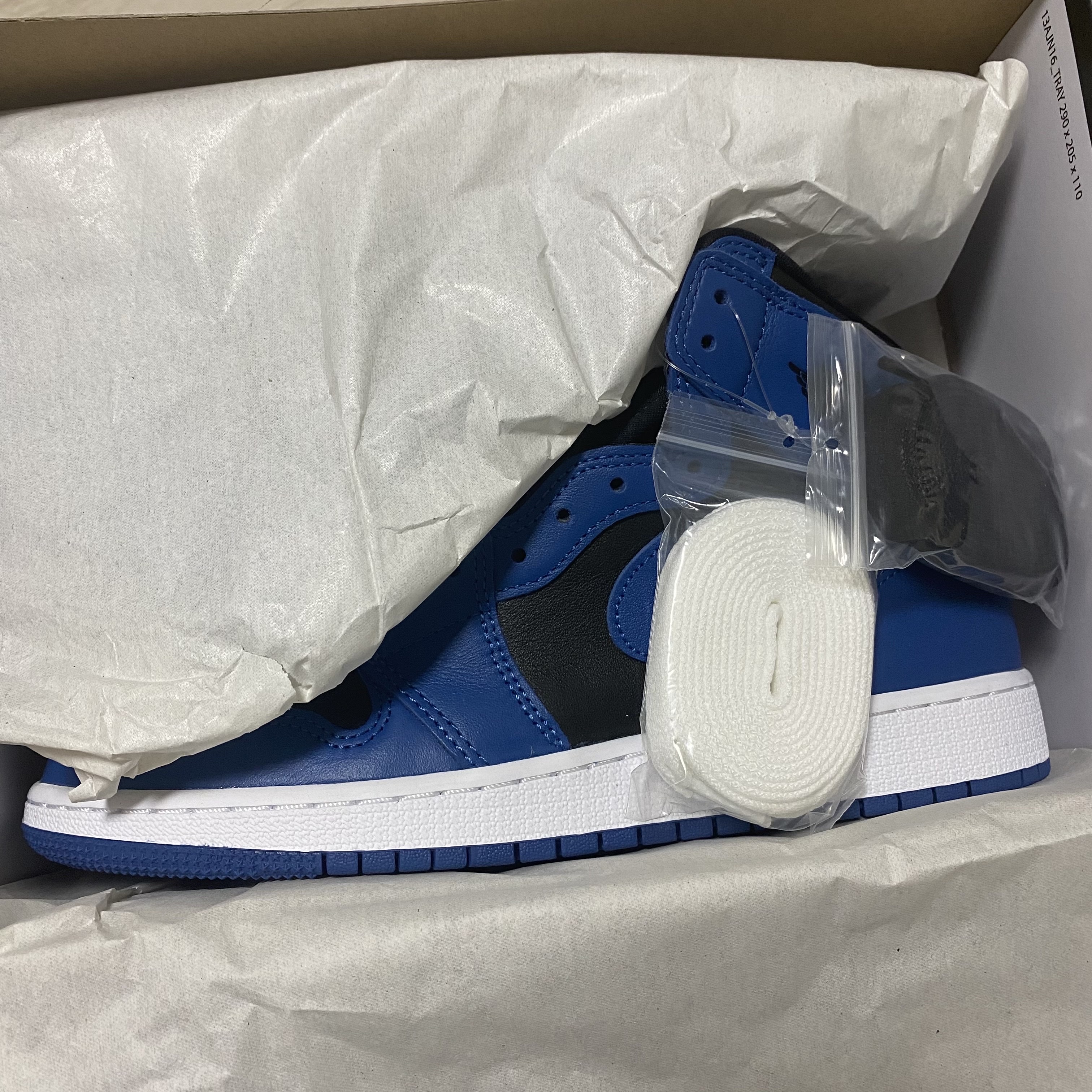 (GS) Jordan 1 Retro High OG Dark Marina Blue 착용 스타일 - 3