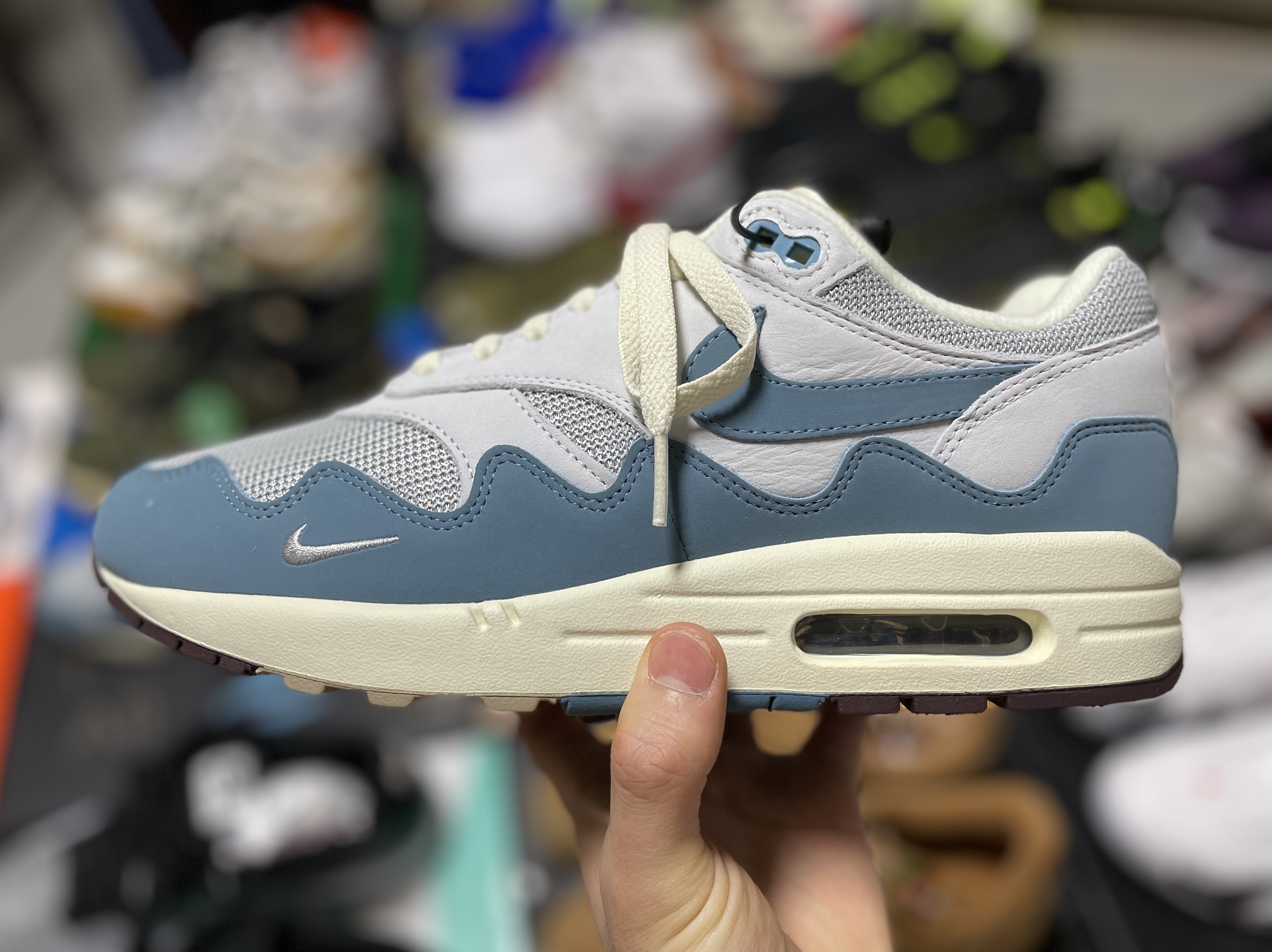 Nike x Patta Air Max 1 Noise Aqua 착용 스타일