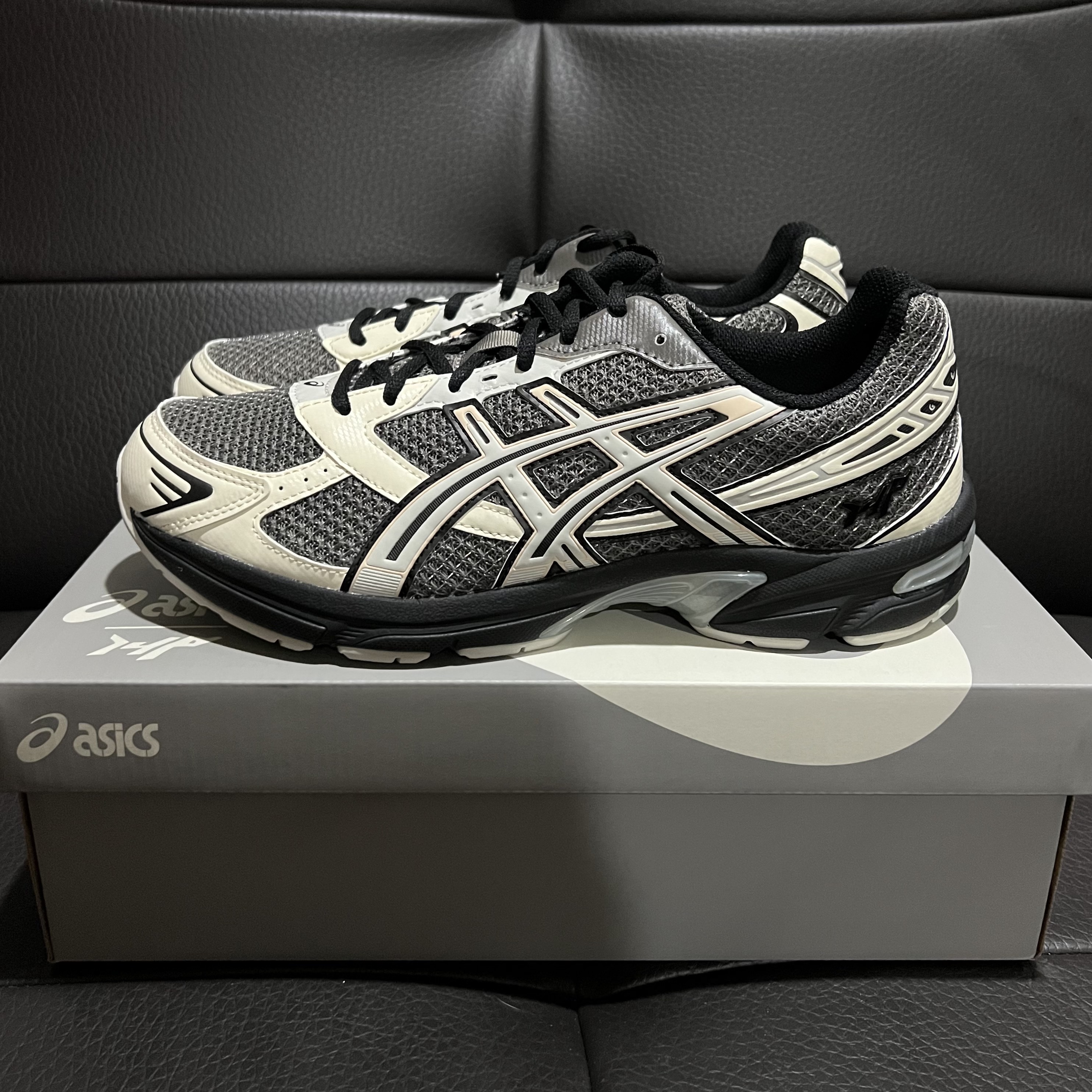 Asics x I4P Gel-1130 Mink Glacier Grey 착용 스타일 - 1