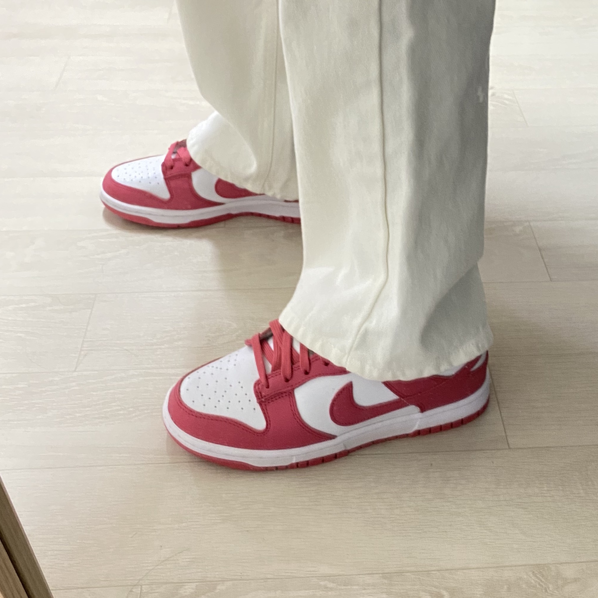 (W) Nike Dunk Low Archeo Pink 착용 스타일 - 1