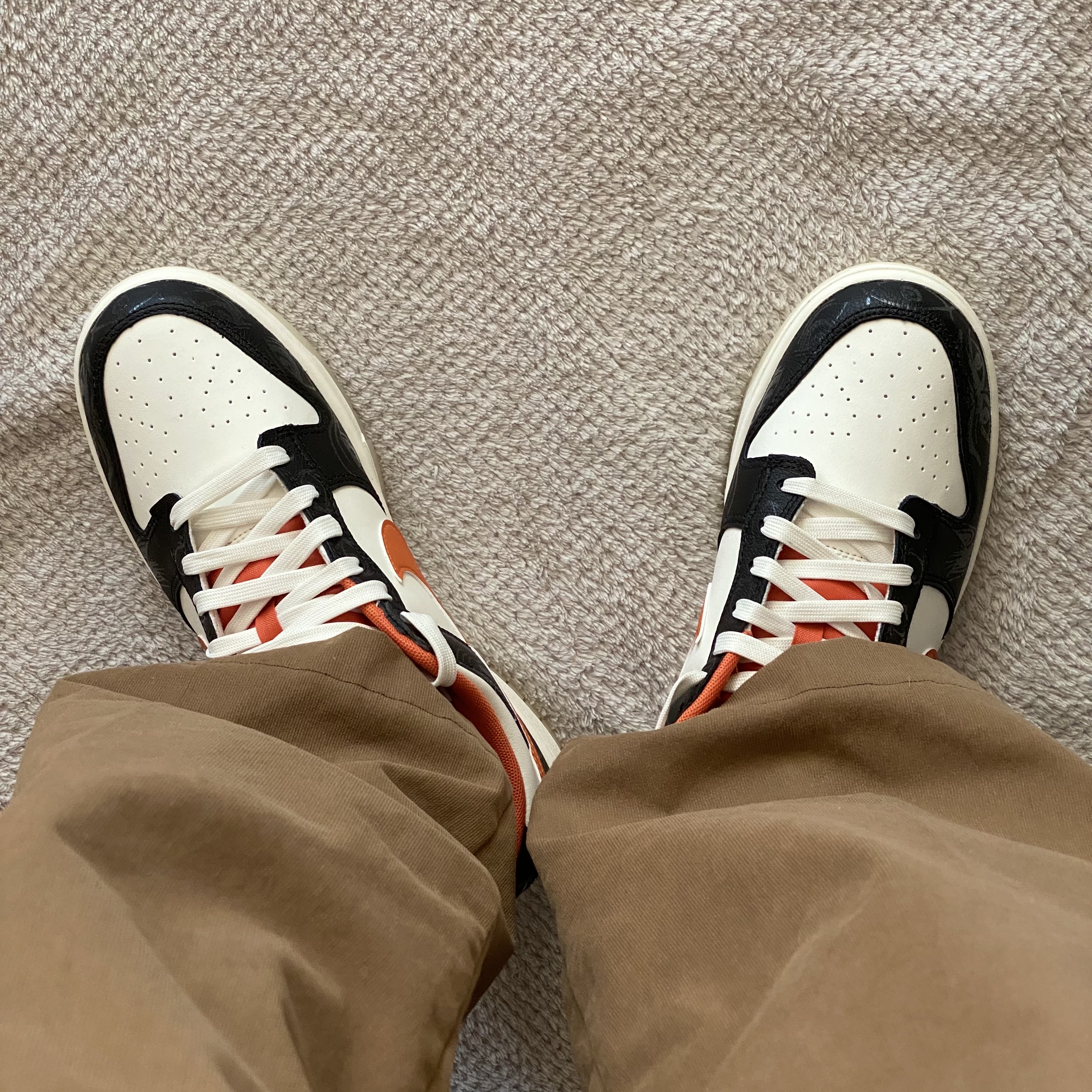 Nike Dunk Low Retro PRM Halloween 착용 스타일 - 1