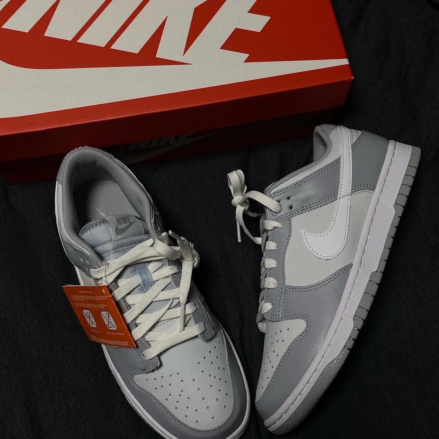 Nike Dunk Low Retro Wolf Grey 착용 스타일 - 2