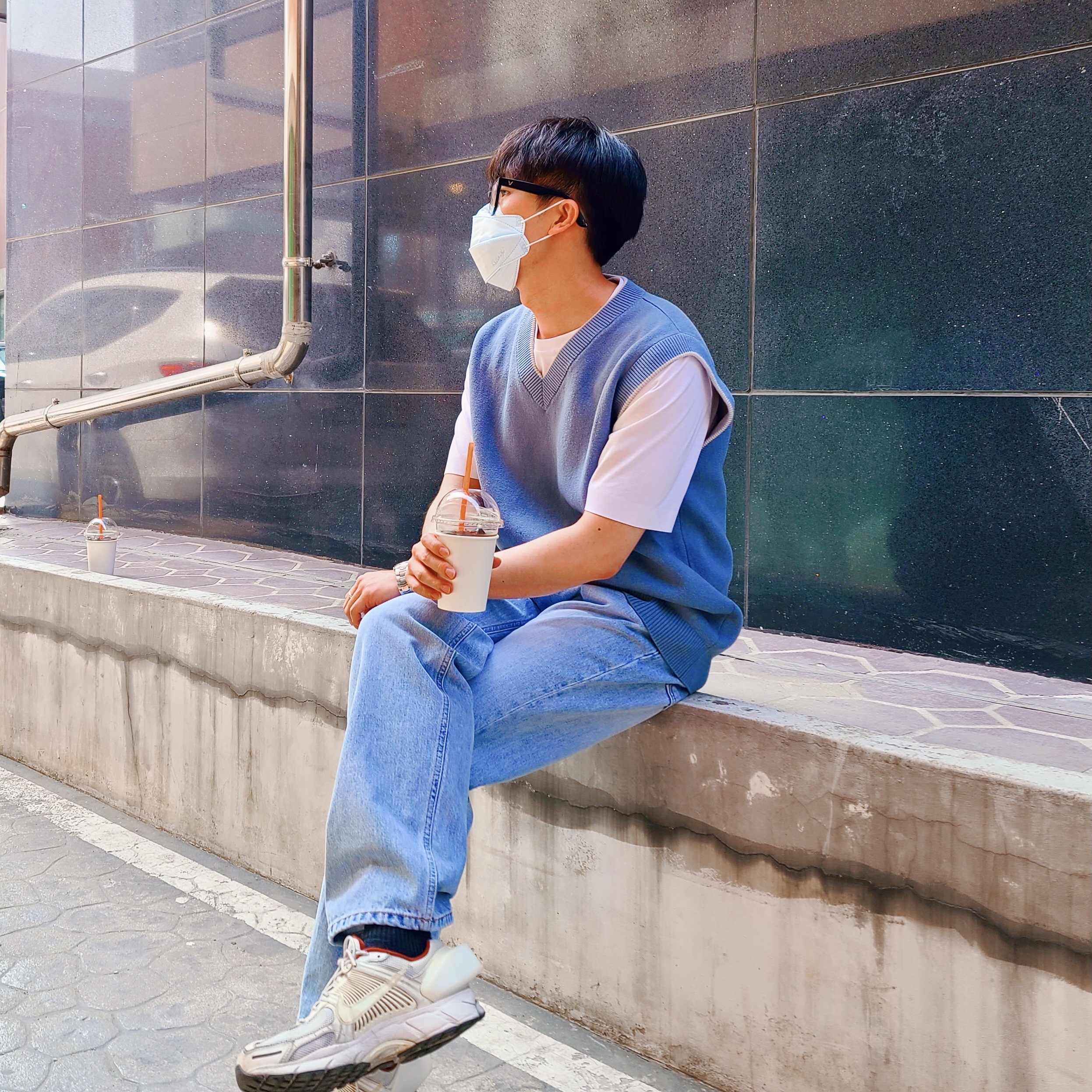 Nike x A-Cold-Wall Zoom Vomero 5 Sail 착용 스타일