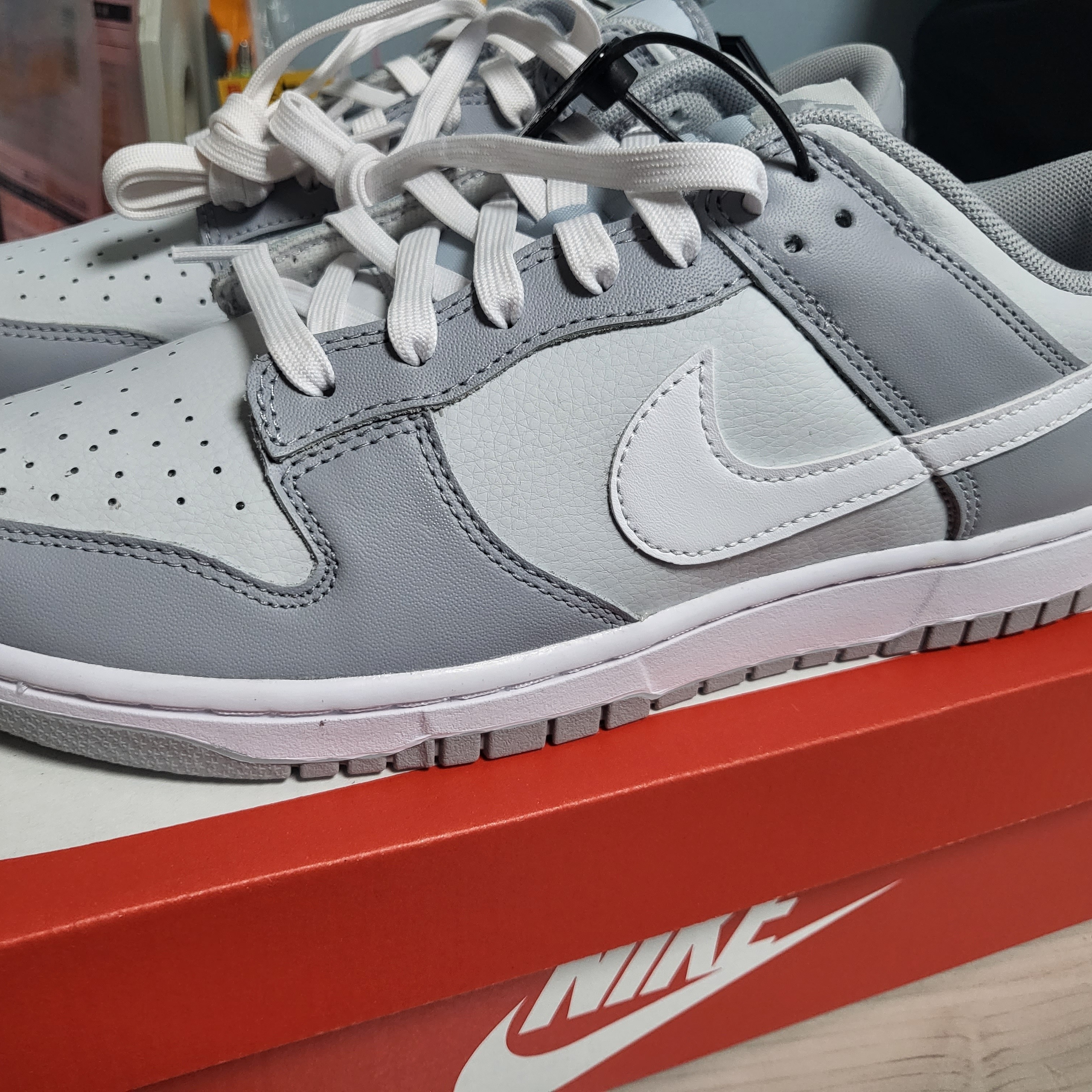 Nike Dunk Low Retro Wolf Grey 착용 스타일