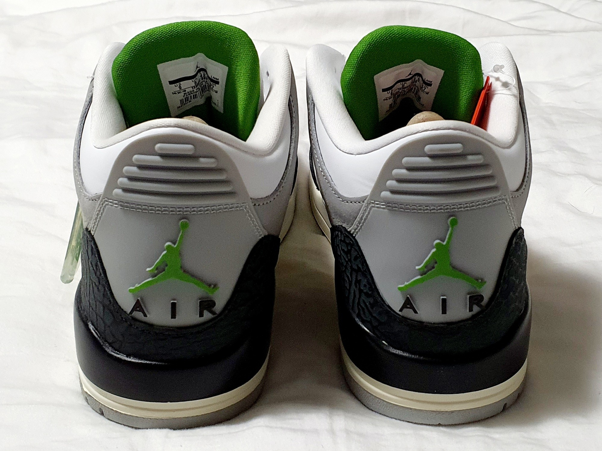 Jordan 3 Retro Chlorophyll 착용 스타일 - 2