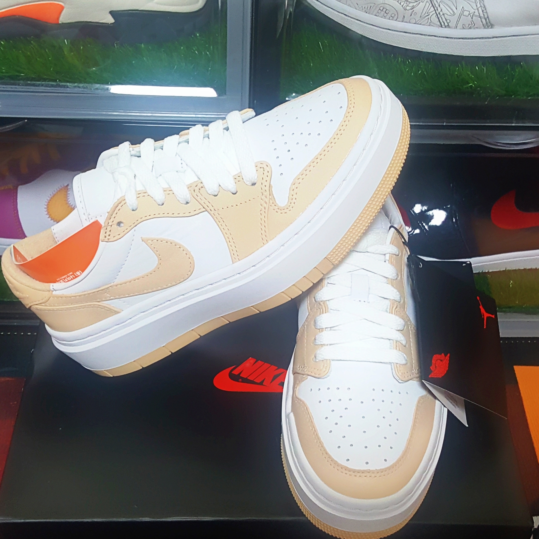 (W) Jordan 1 Elevate Low White Onyx 착용 스타일 - 1