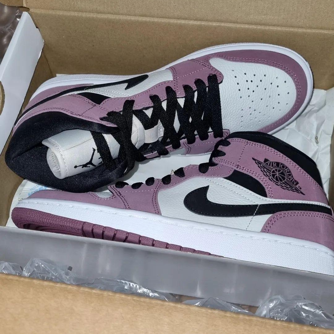 (W) Jordan 1 Mid SE Light Mulberry 착용 스타일