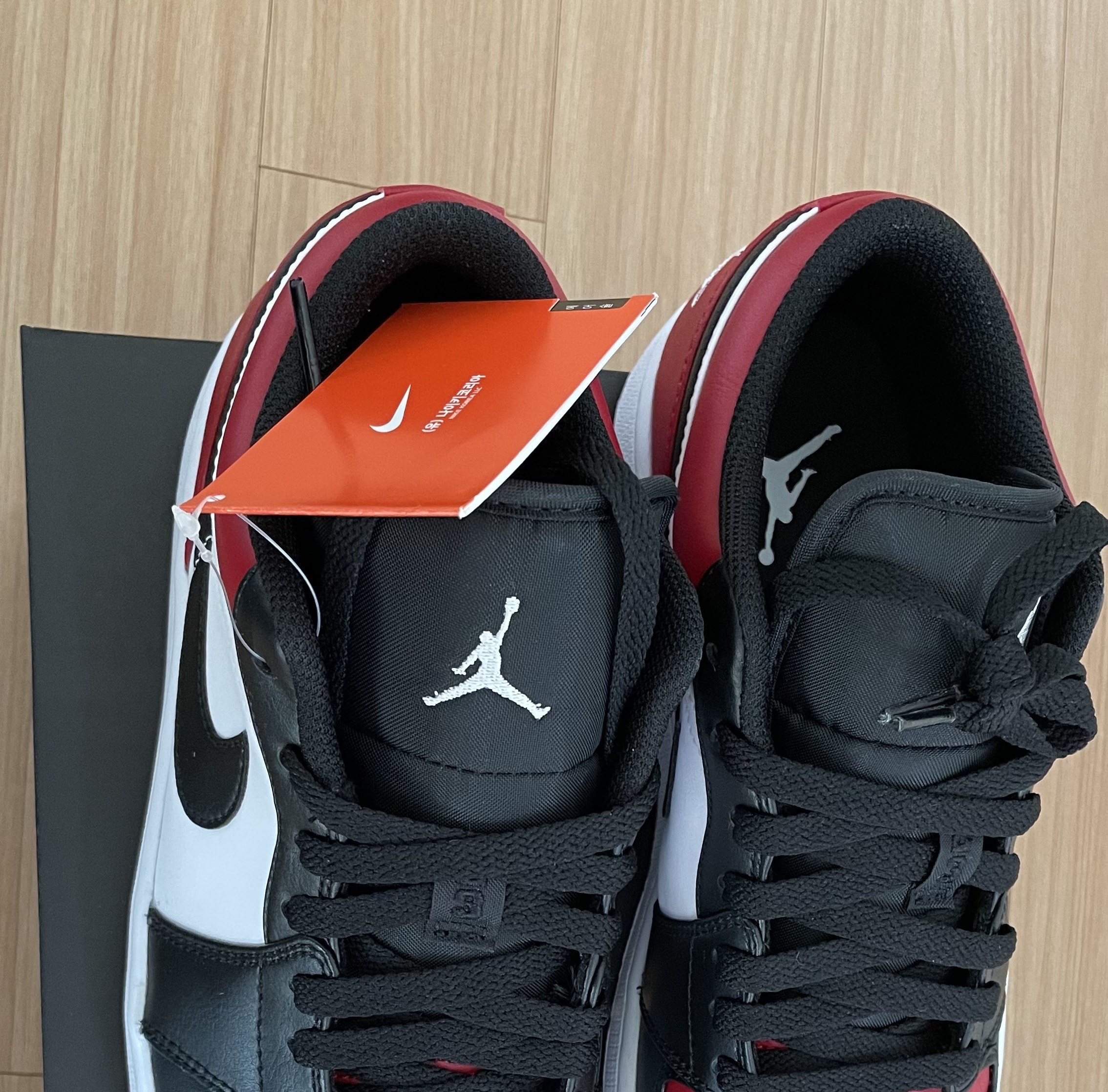 Jordan 1 Low Bred Toe 착용 스타일 - 2