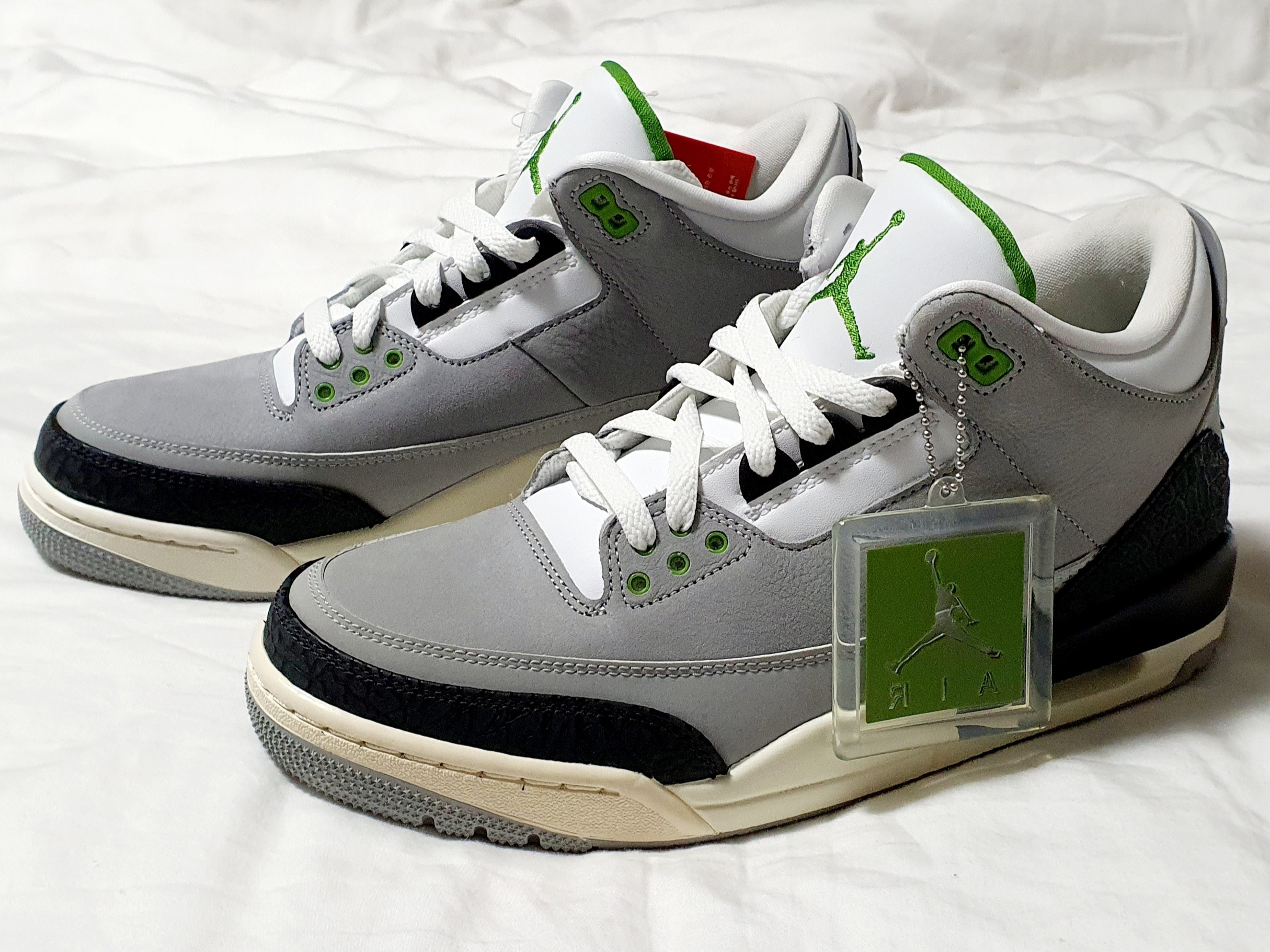 Jordan 3 Retro Chlorophyll 착용 스타일 - 5