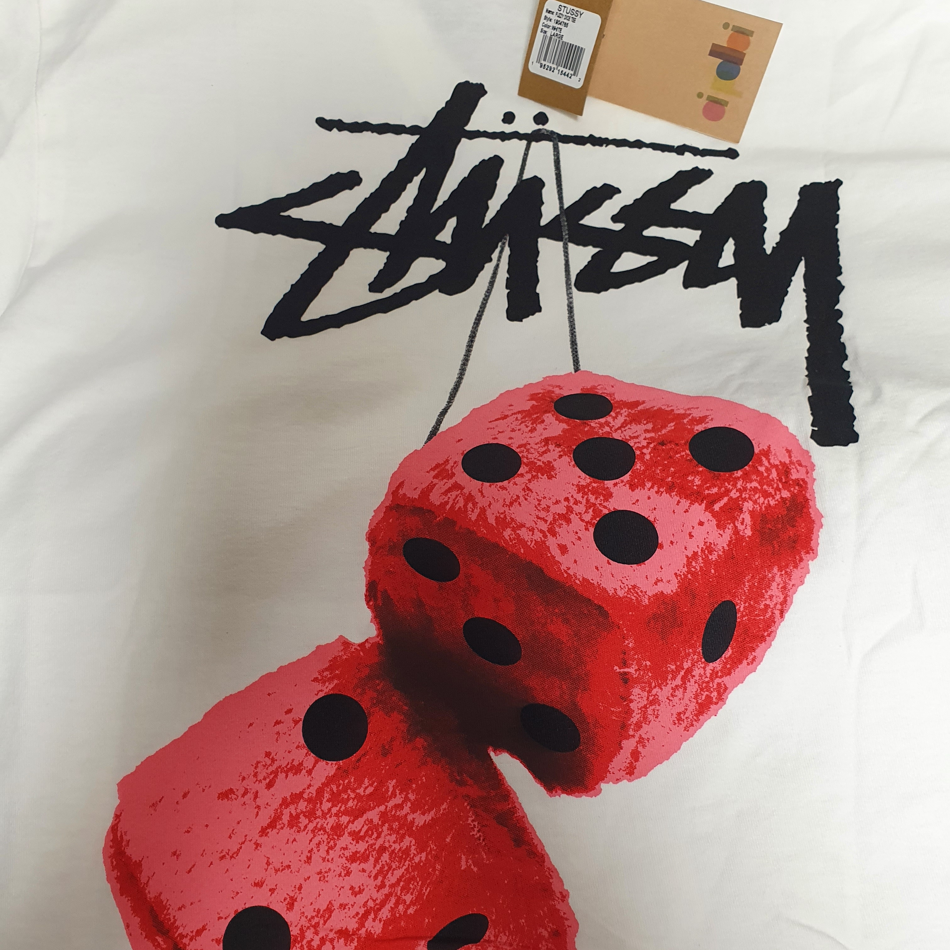 Stussy Fuzzy Dice T-Shirt White 착용 스타일