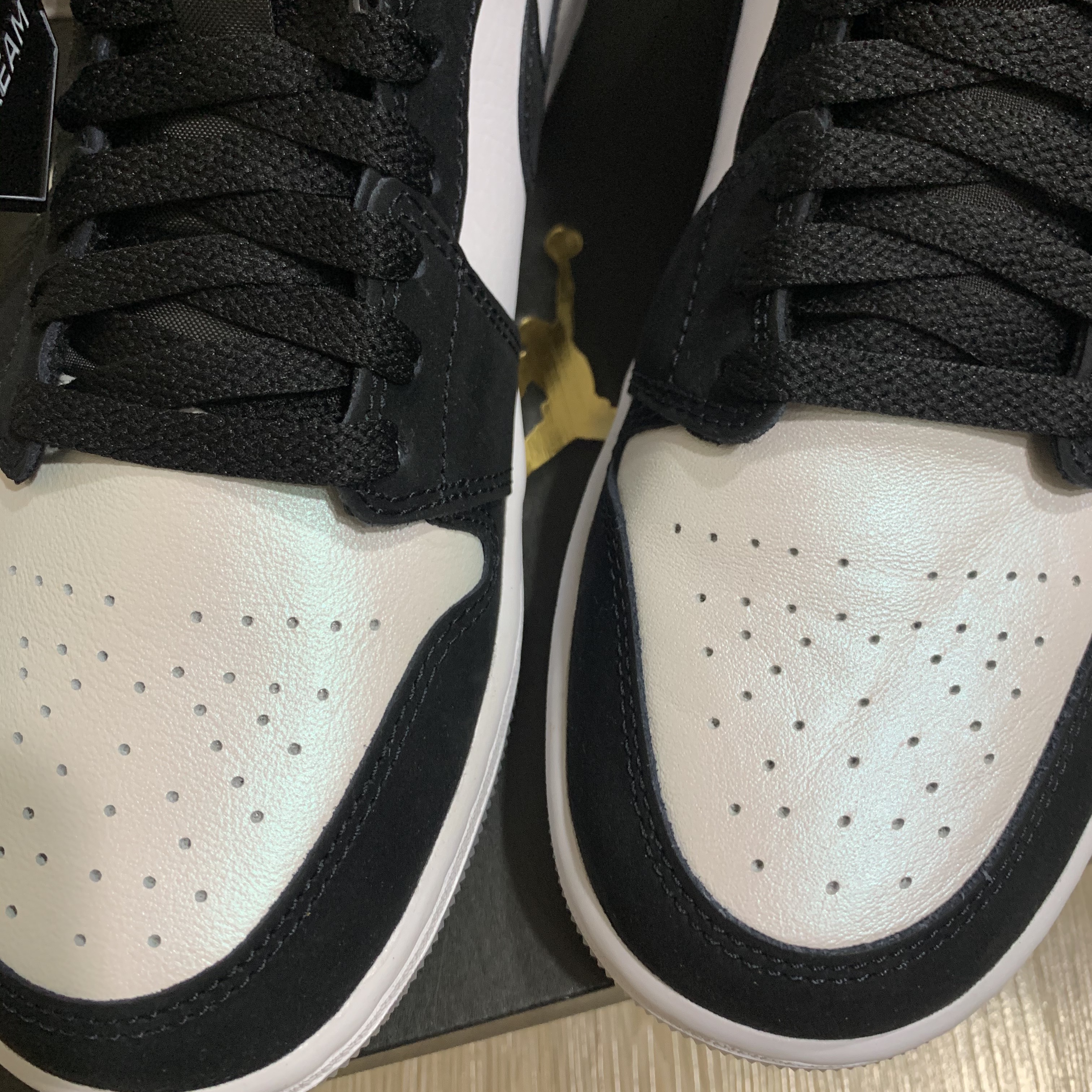 Jordan 1 Mid SE Diamond, Jordan 1 KO Storm Blue 착용 스타일 - 3