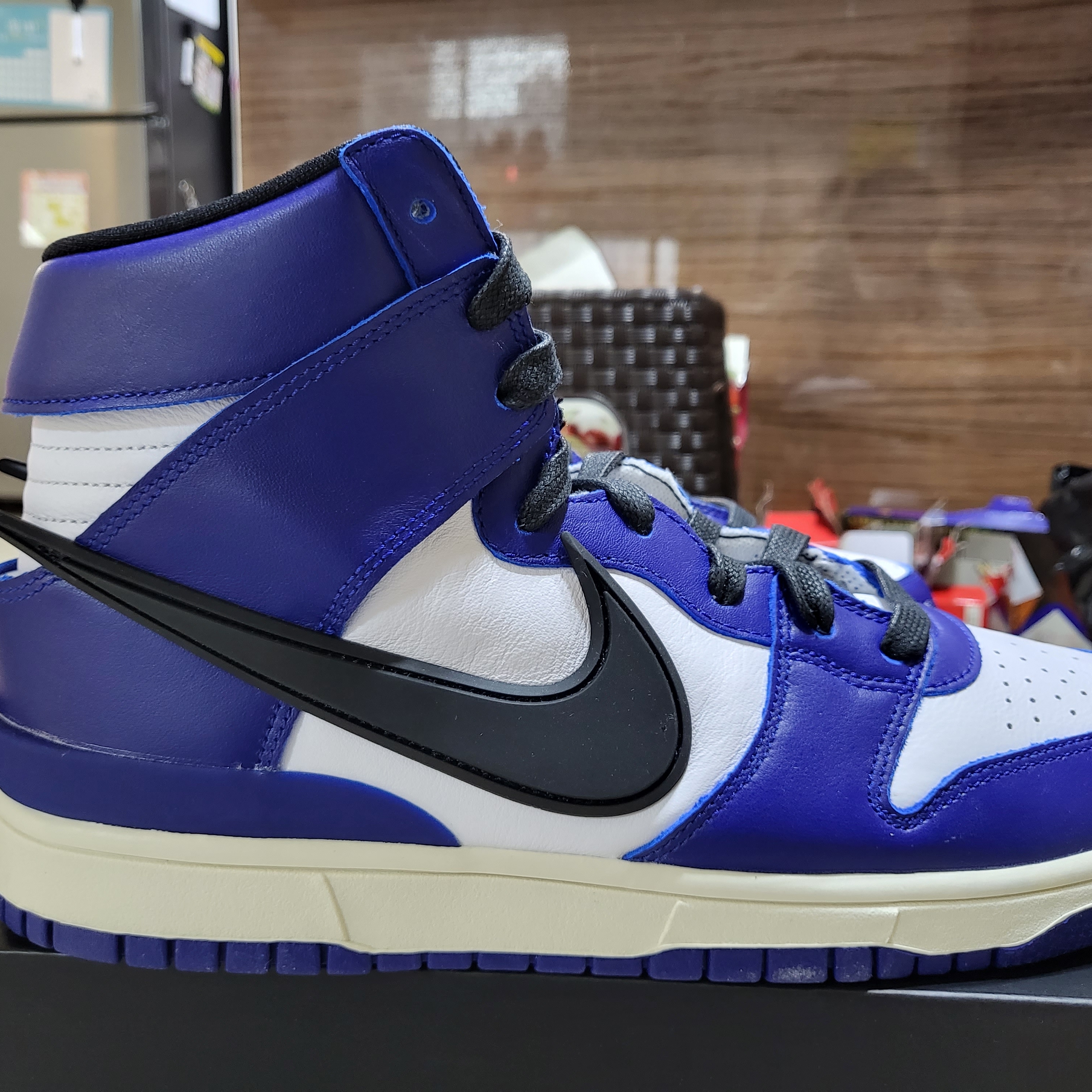 Nike x Ambush Dunk High Deep Royal Blue 착용 스타일 - 2