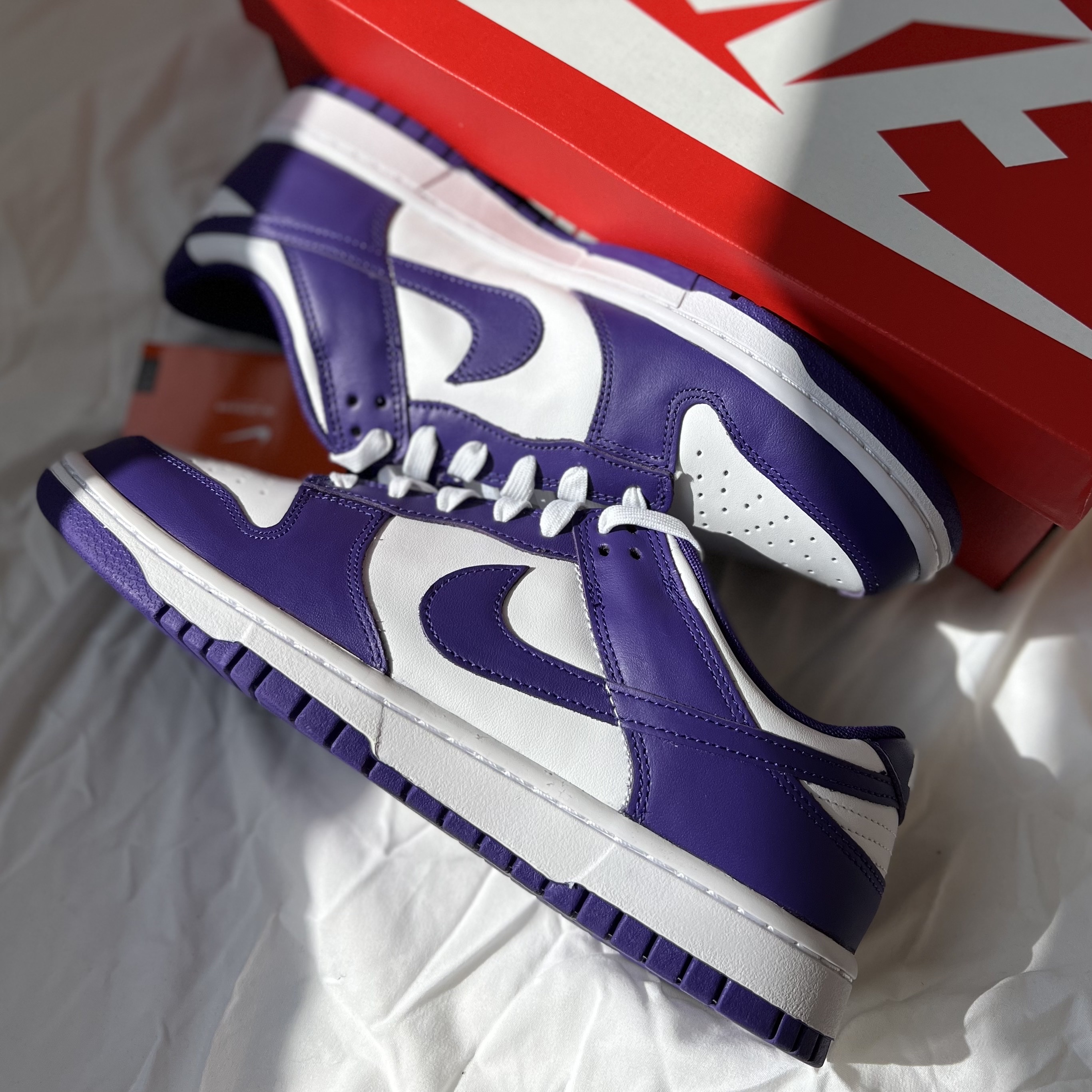 Nike Dunk Low Retro Championship Court Purple 착용 스타일 - 1