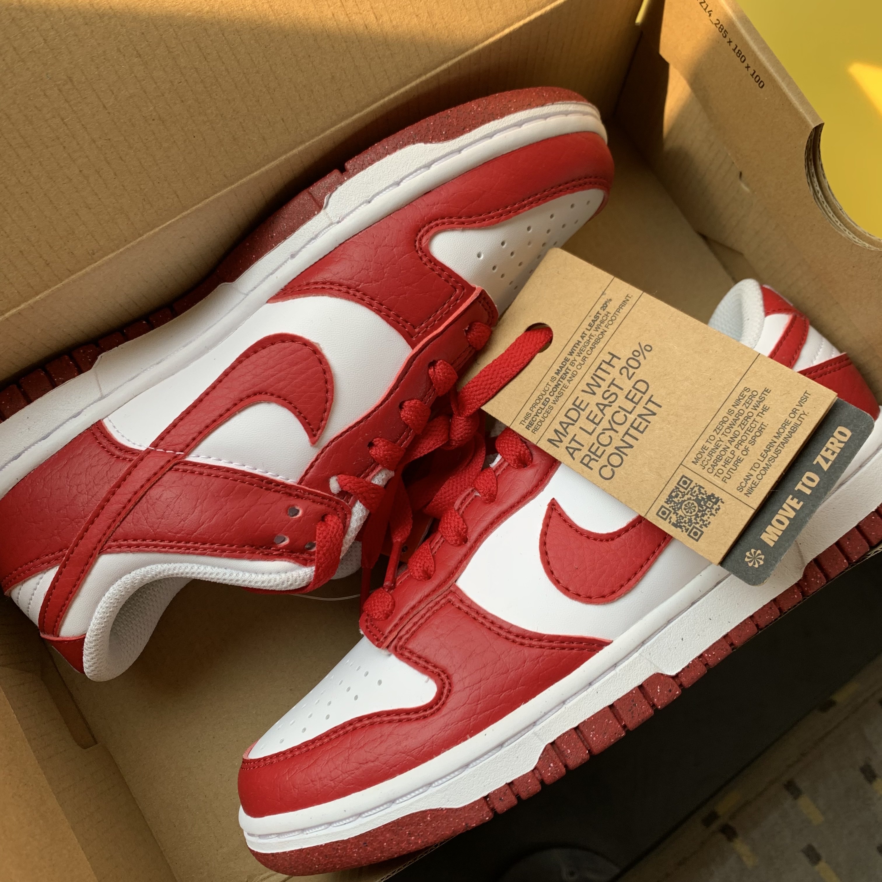 (W) Nike Dunk Low Next Nature Gym Red 착용 스타일