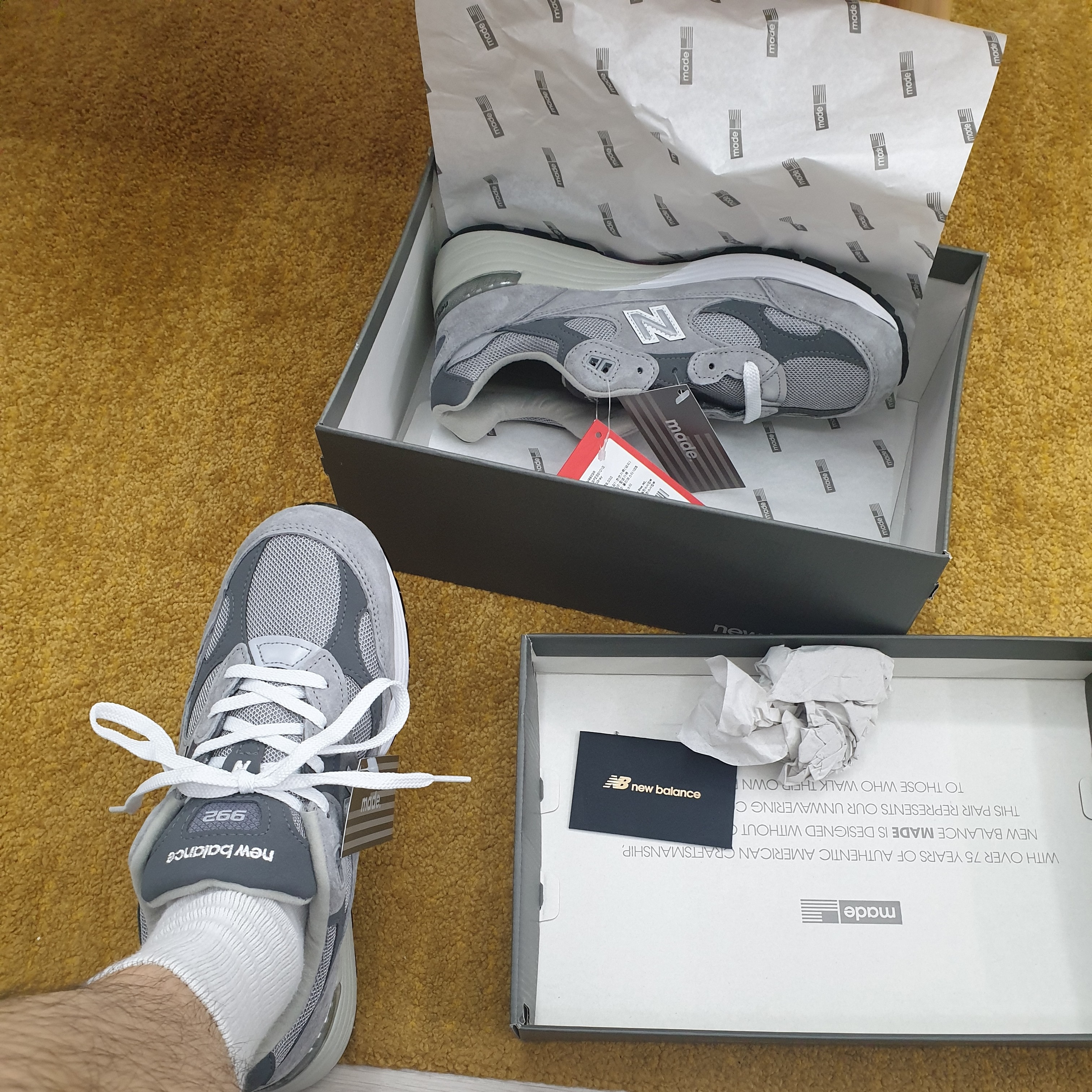 New Balance 992 Made in USA Grey - D Standard 착용 스타일