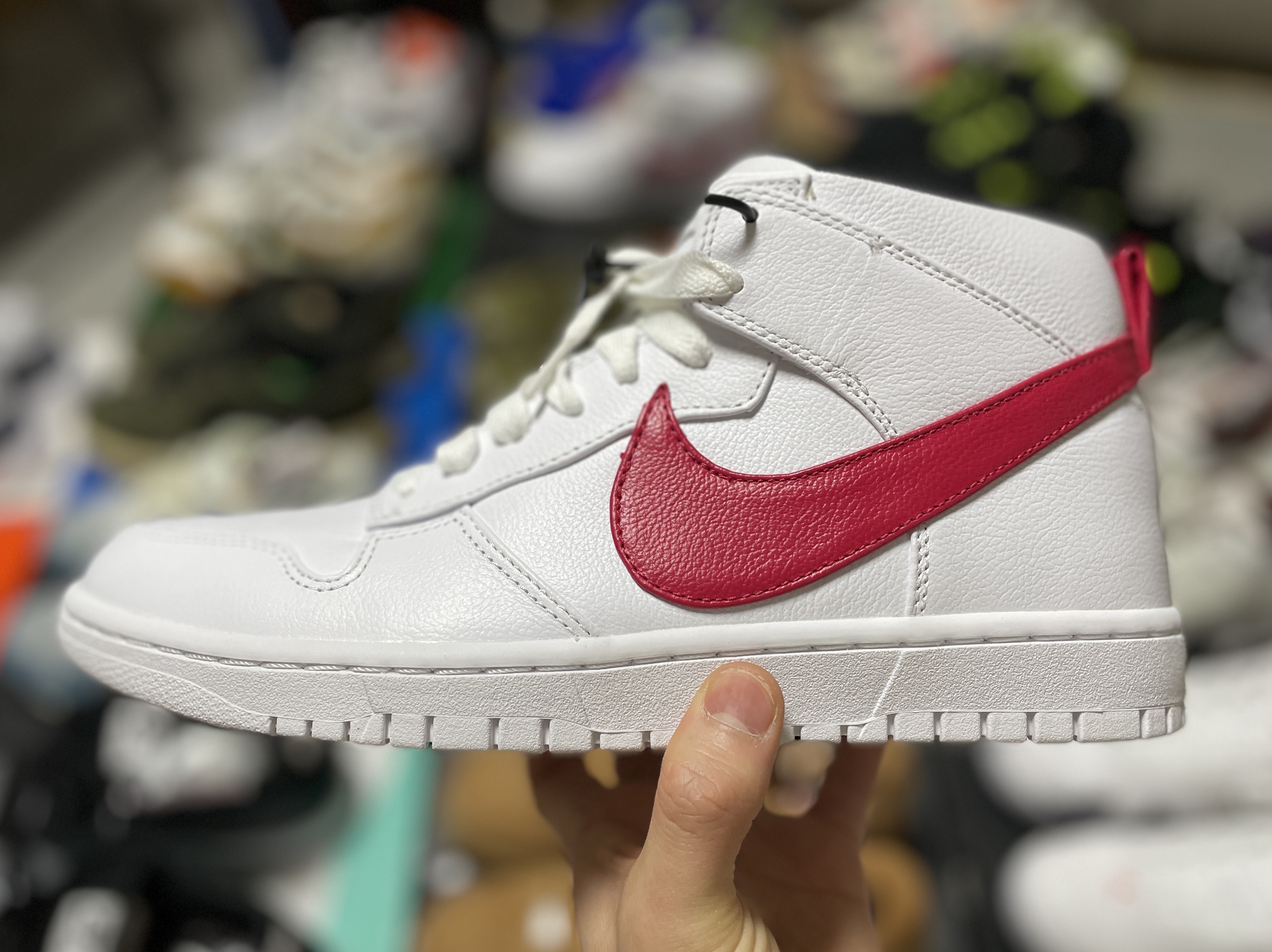 Nike x Riccardo Tisci Dunk Lux Chukka White Red 착용 스타일