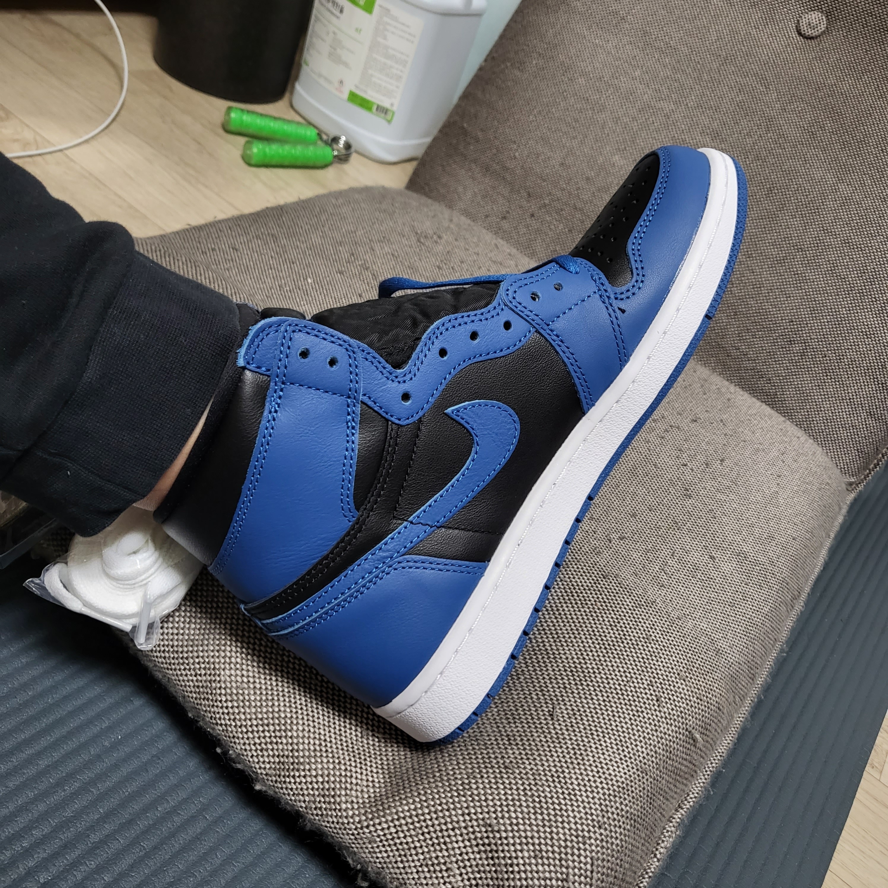 Jordan 1 Retro High OG Dark Marina Blue 착용 스타일