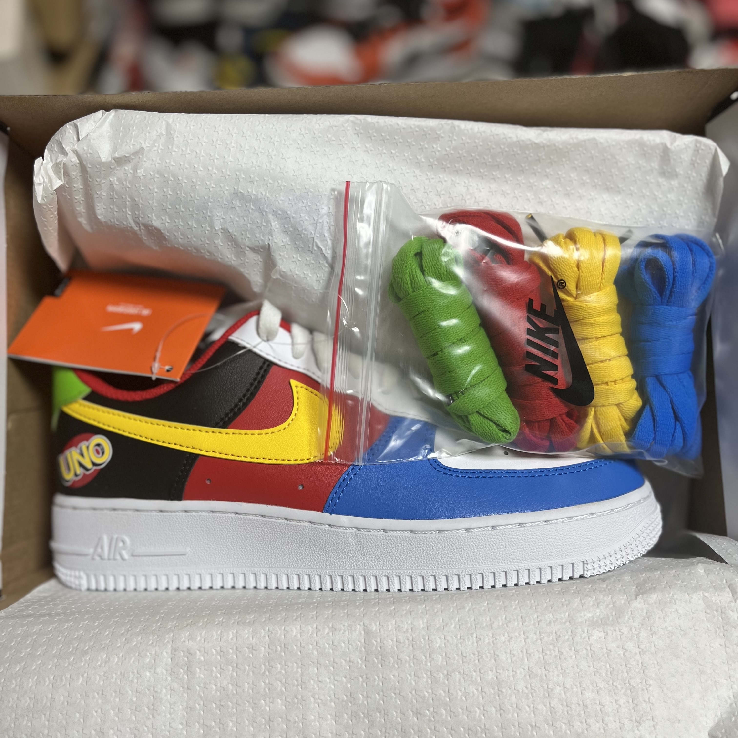 Nike x UNO Air Force 1 '07 QS White Yellow Zest 착용 스타일