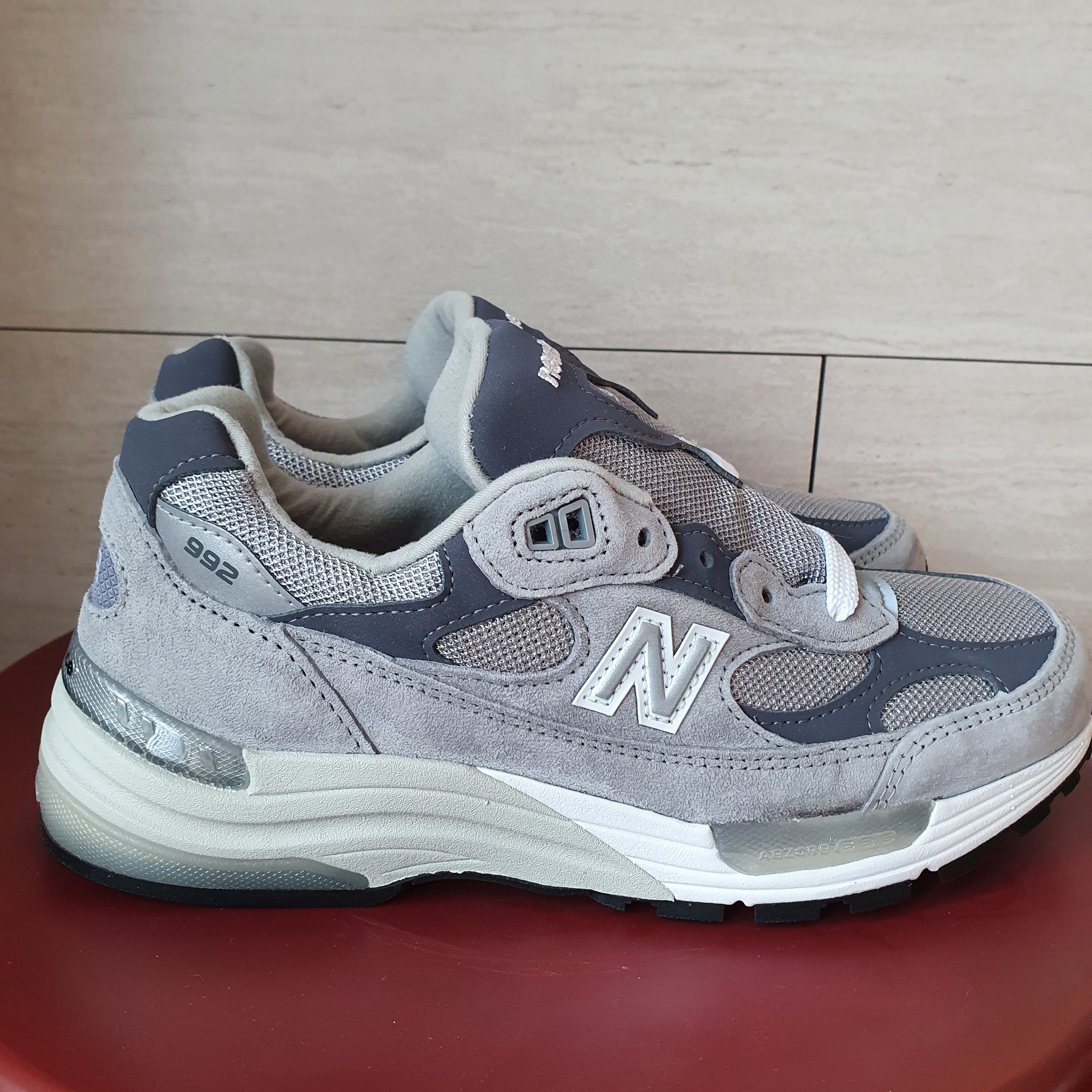 New Balance 992 Made in USA Grey - D Standard 착용 스타일 - 2