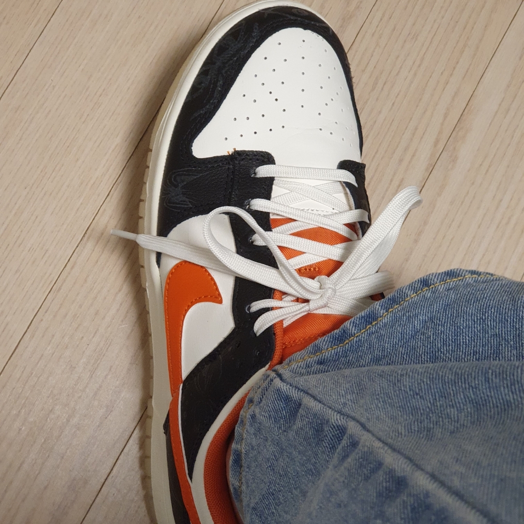 Nike Dunk Low Retro PRM Halloween 착용 스타일