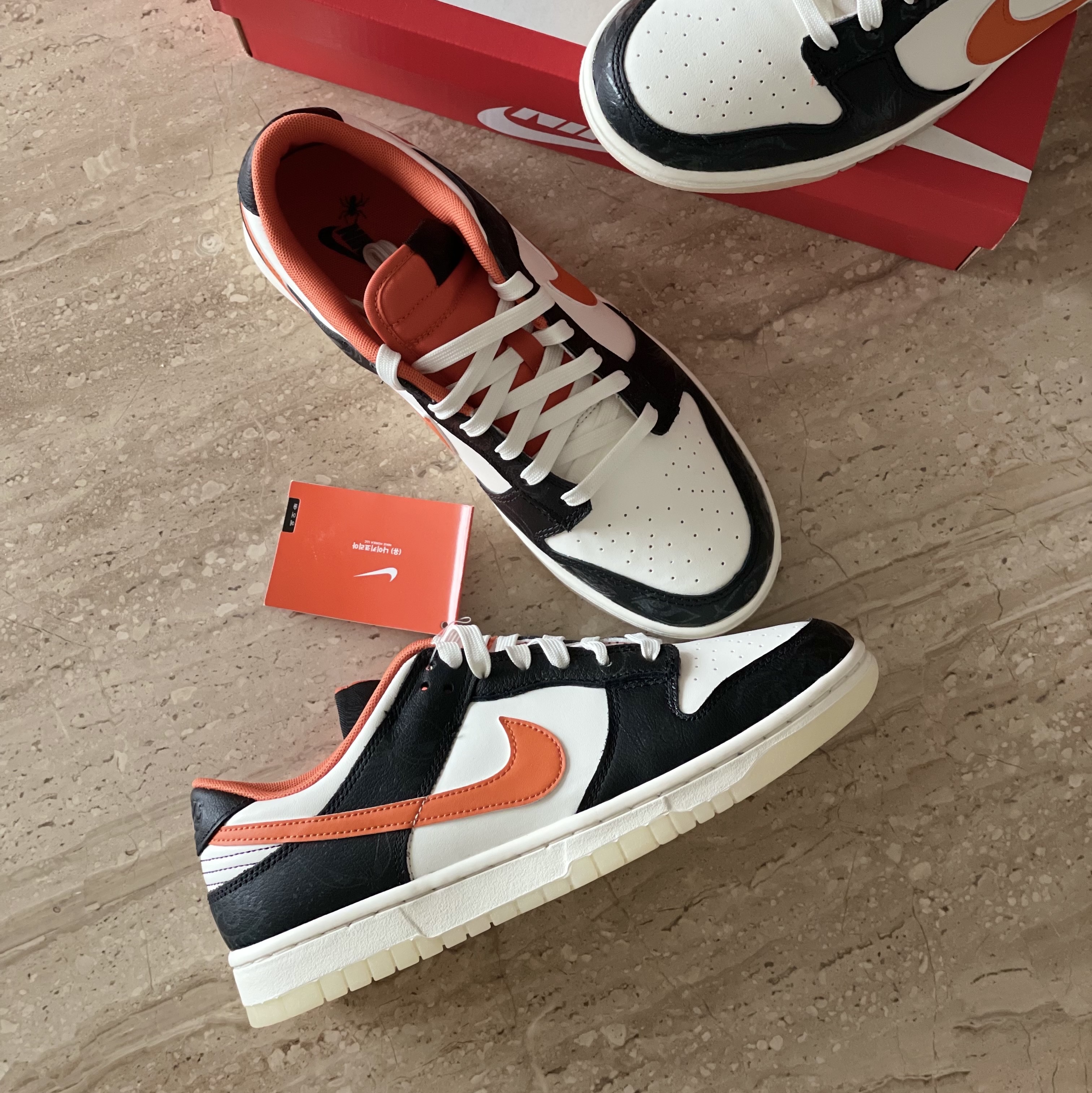 Nike Dunk Low Retro PRM Halloween 착용 스타일