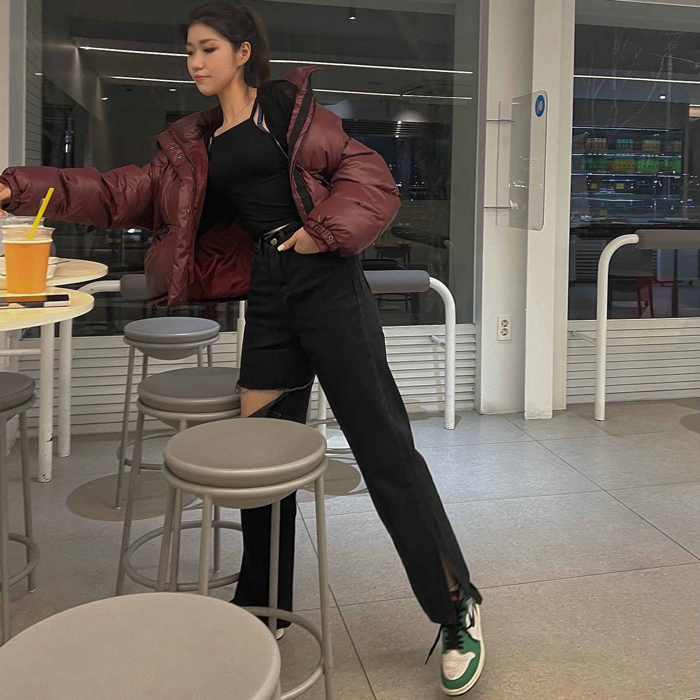(W) Jordan 1 Retro High OG Lucky Green 착용 스타일 - 2