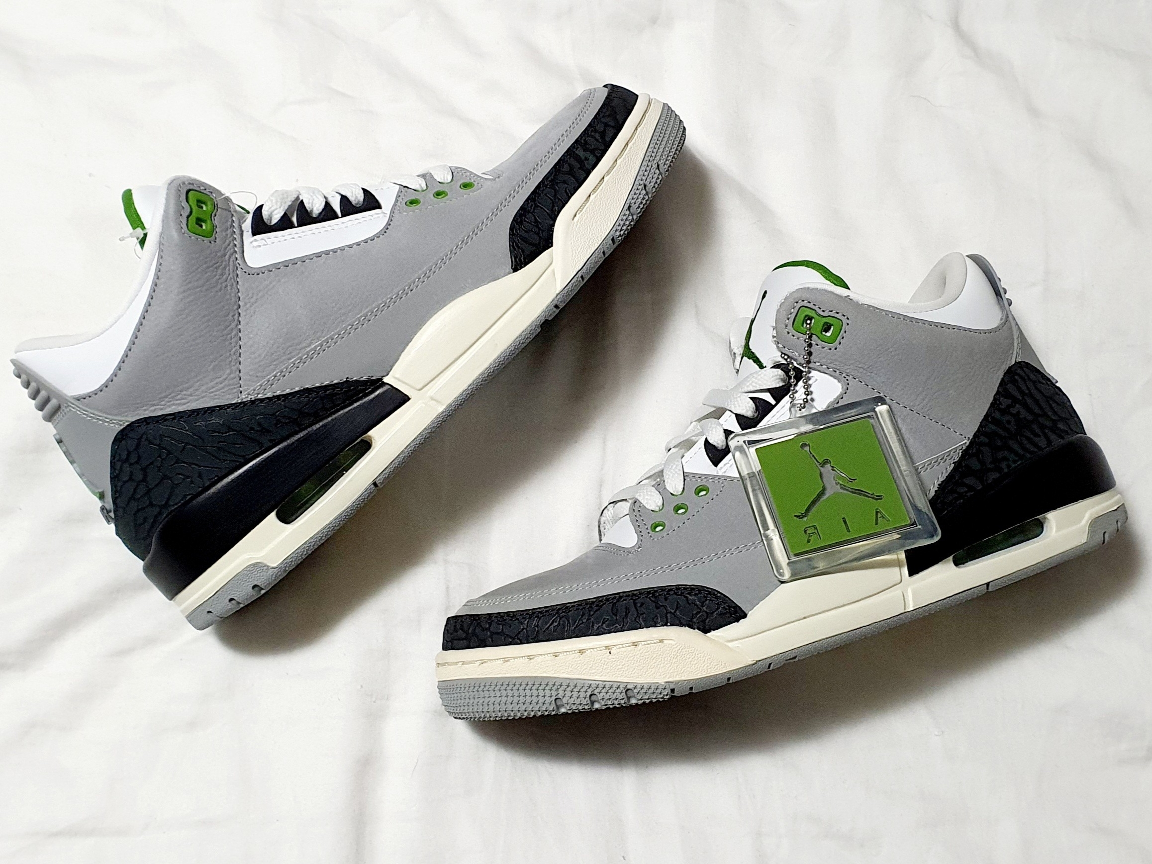 Jordan 3 Retro Chlorophyll 착용 스타일 - 3