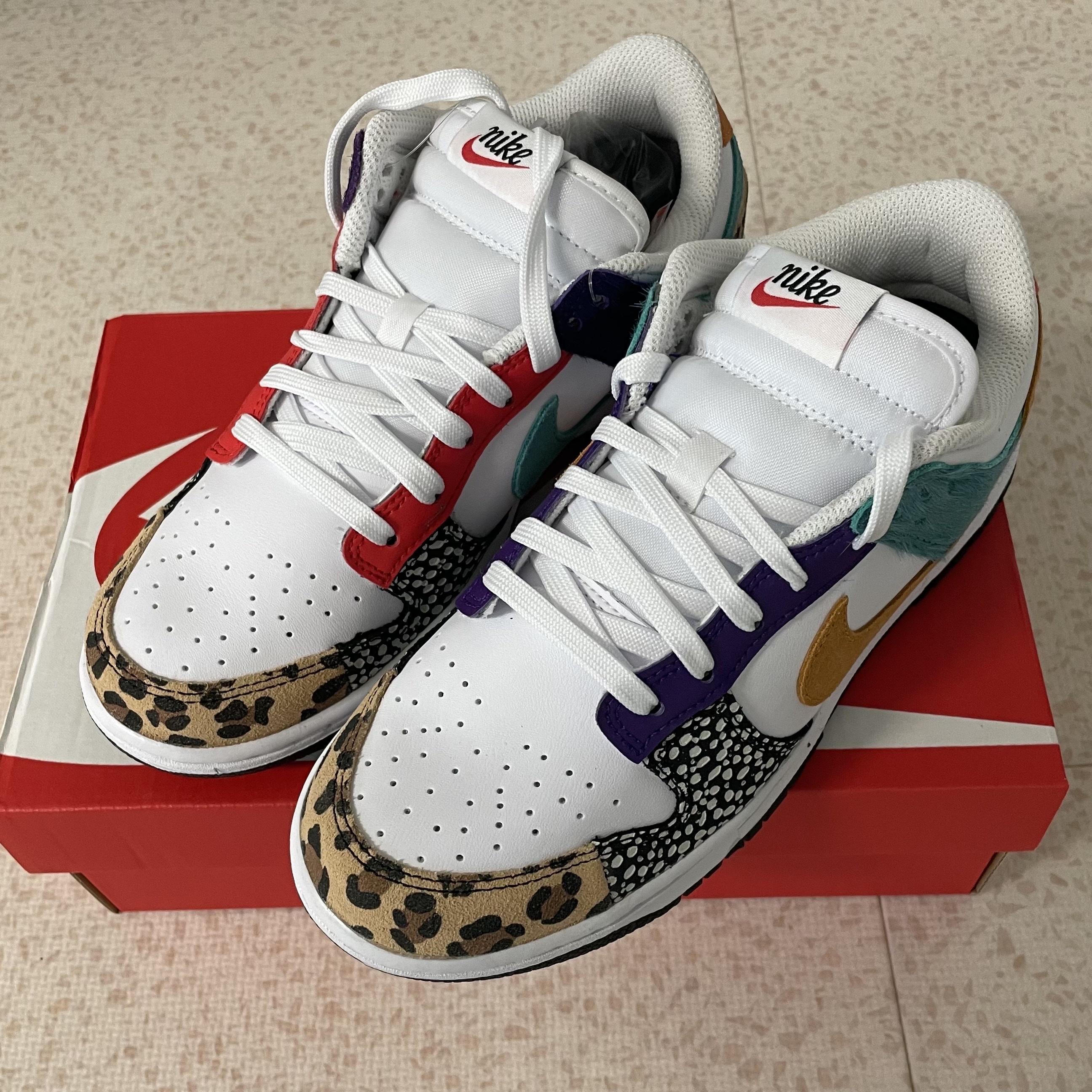 (W) Nike Dunk Low SE Patchwork 착용 스타일 - 2