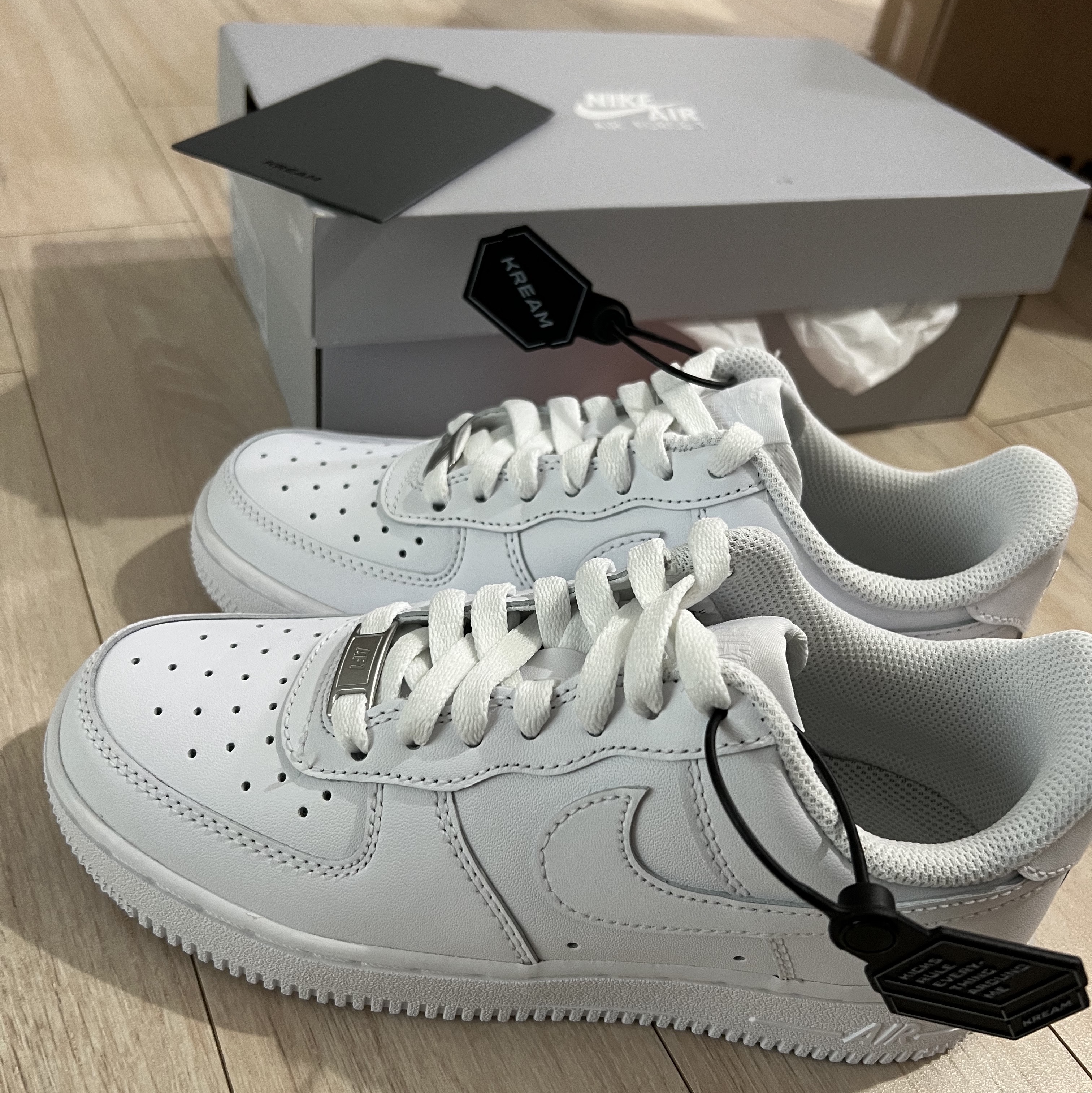 (W) Nike Air Force 1 '07 Low White 착용 스타일 - 1