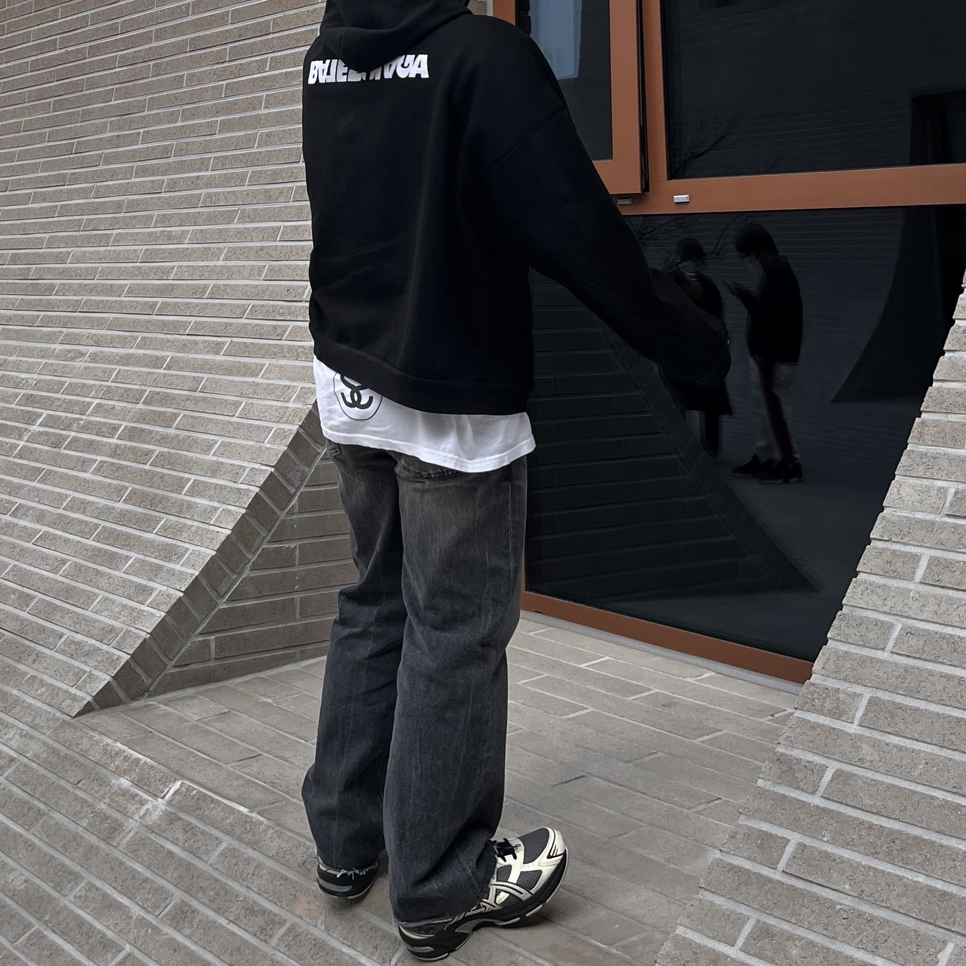 Asics x I4P Gel-1130 Mink Glacier Grey, Stussy x Takahiromiyashita The Soloist 40 WT T-Shirt 착용 스타일