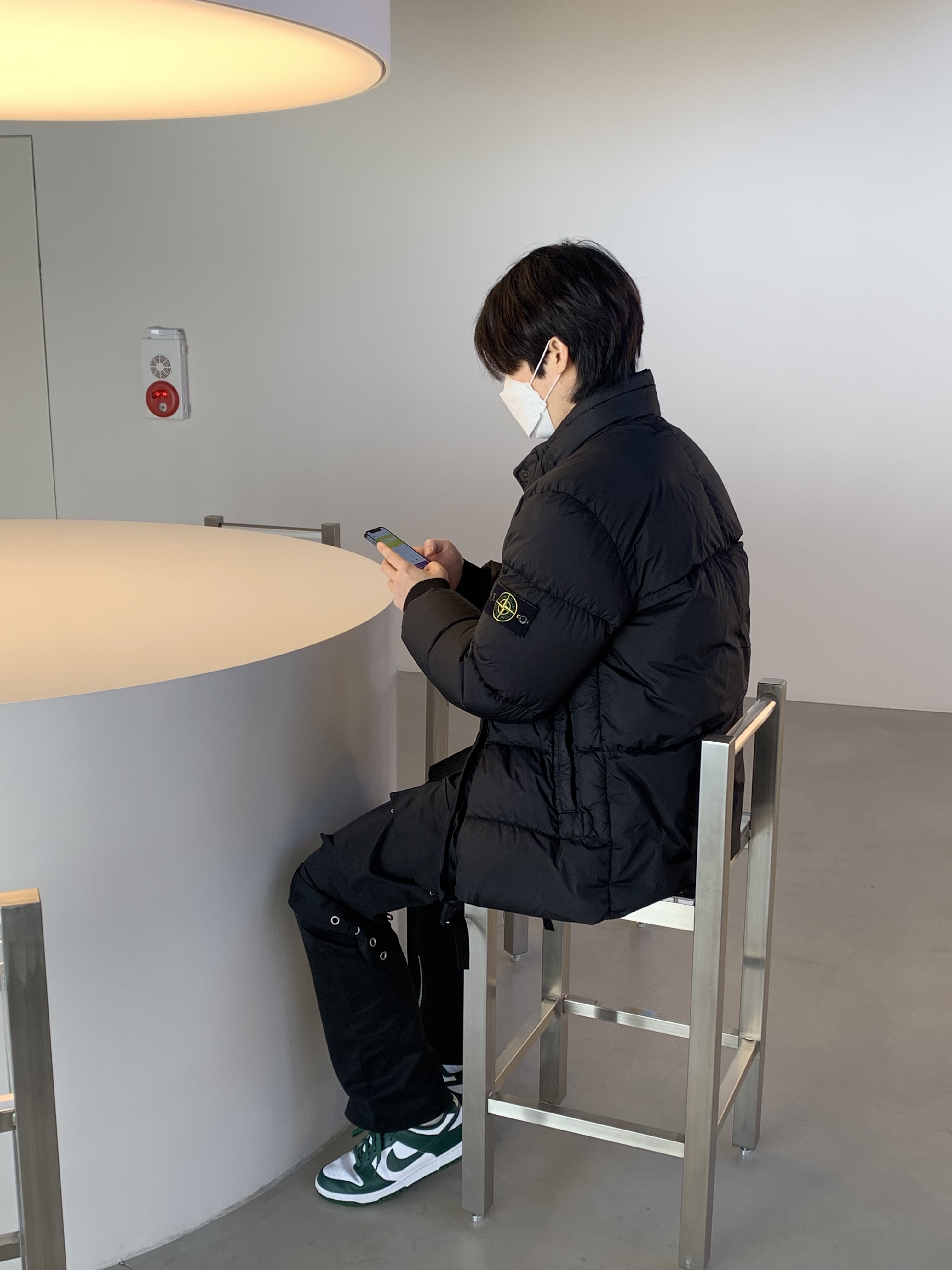 Stone Island 40123 Garment Dyed Crinkle Reps Down Jacket Dark Grey - 20FW, Nike Dunk Low Retro Varsity Green 착용 스타일 - 1