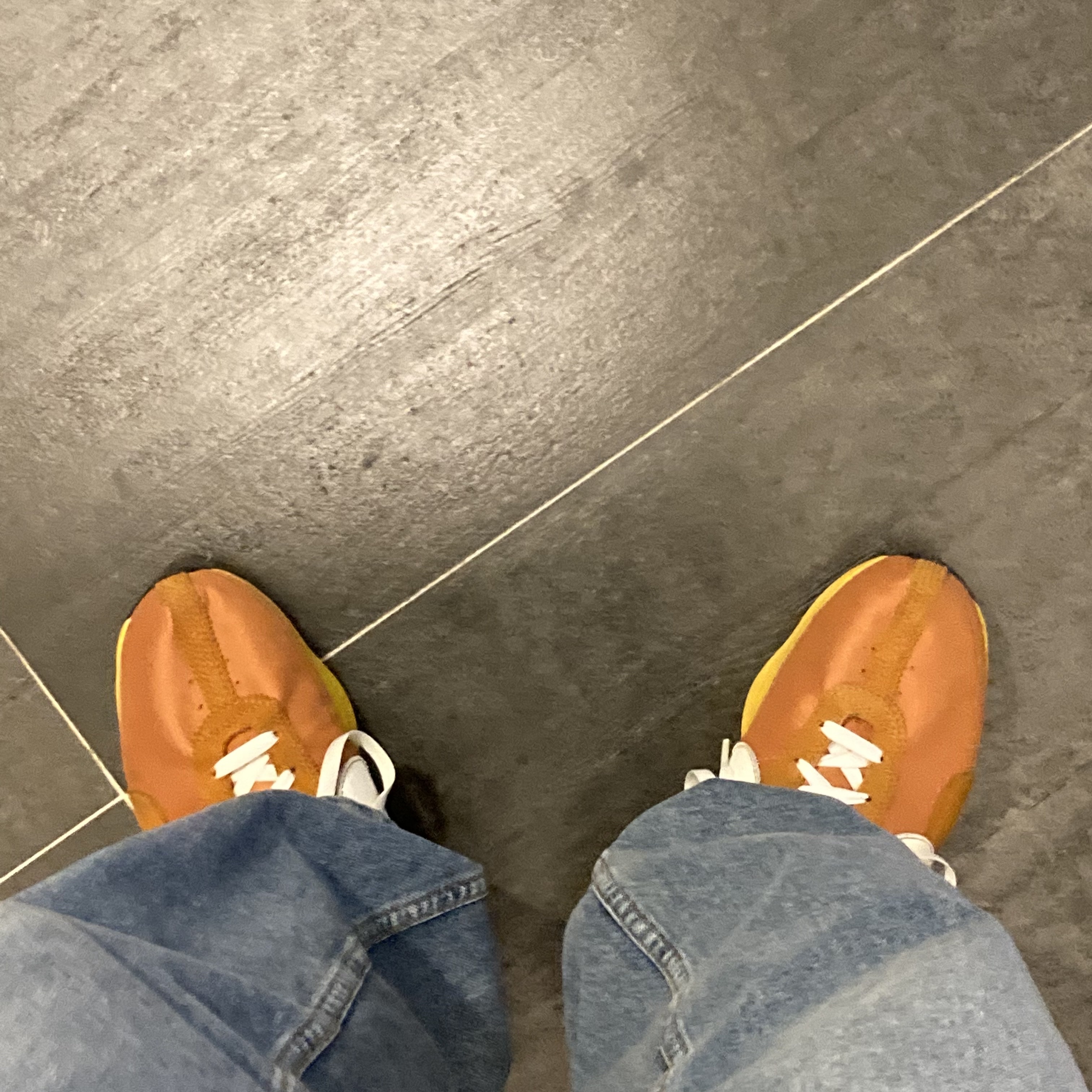 Nike Moon Racer Monarch 착용 스타일 - 3