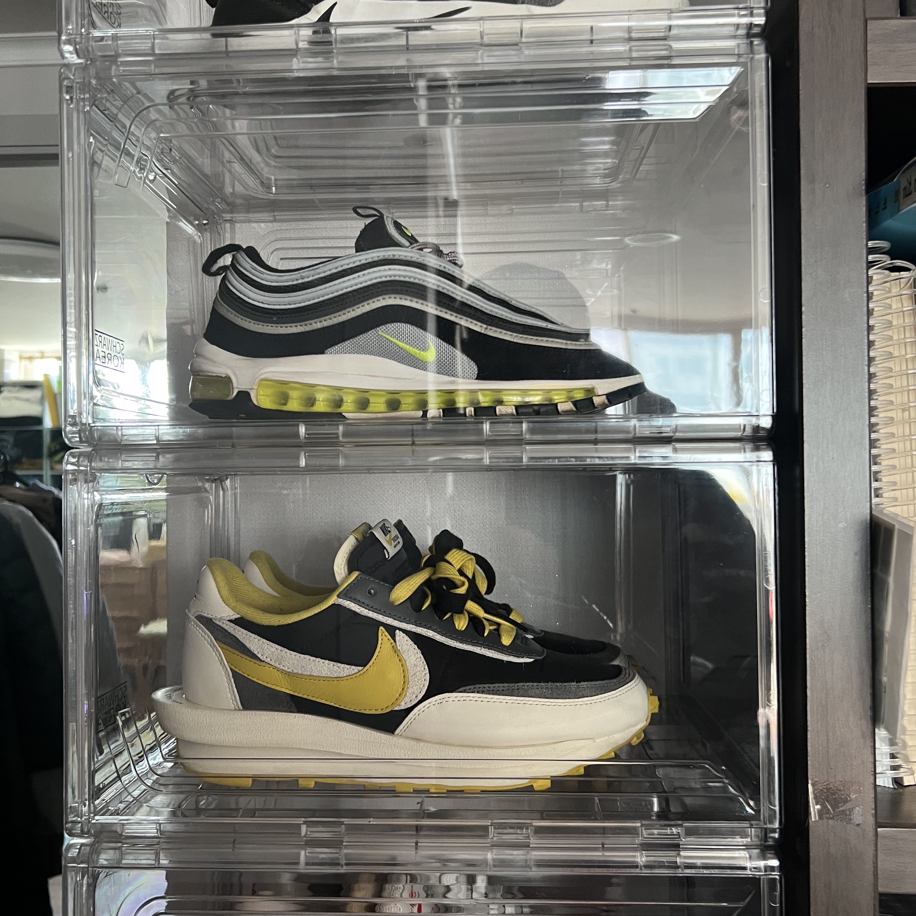 Nike Air Max 97 OG Black Volt Asia, Nike x Sacai x Undercover LDWaffle Black Bright Citron 착용 스타일 - 1