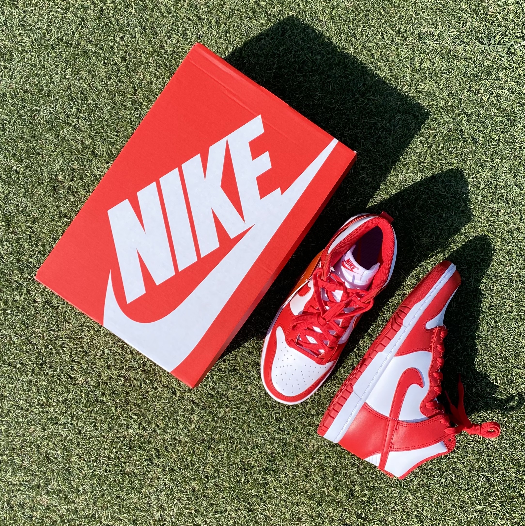 Nike Dunk High Retro Championship White and Red 착용 스타일