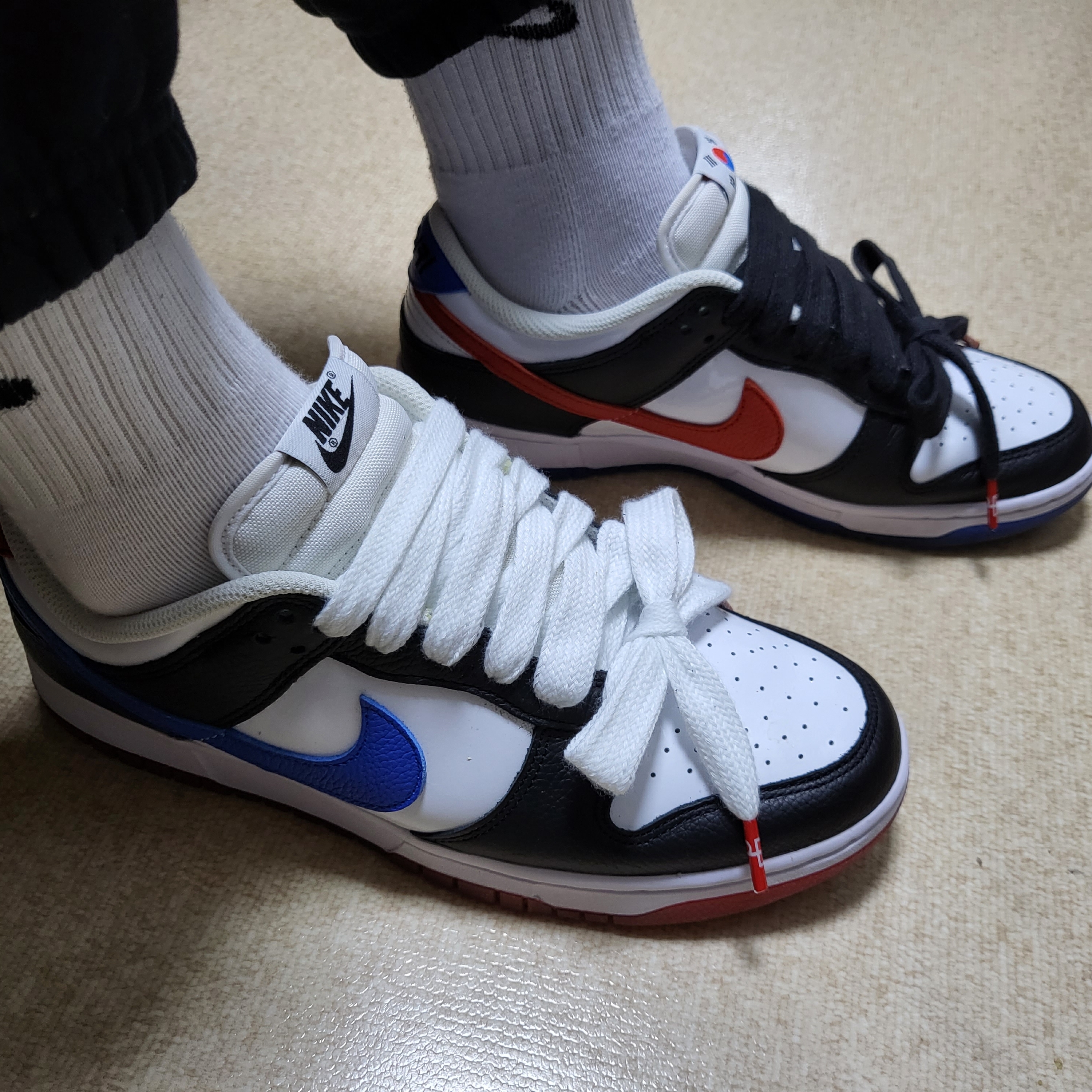 Nike Dunk Low SE Seoul 착용 스타일 - 3