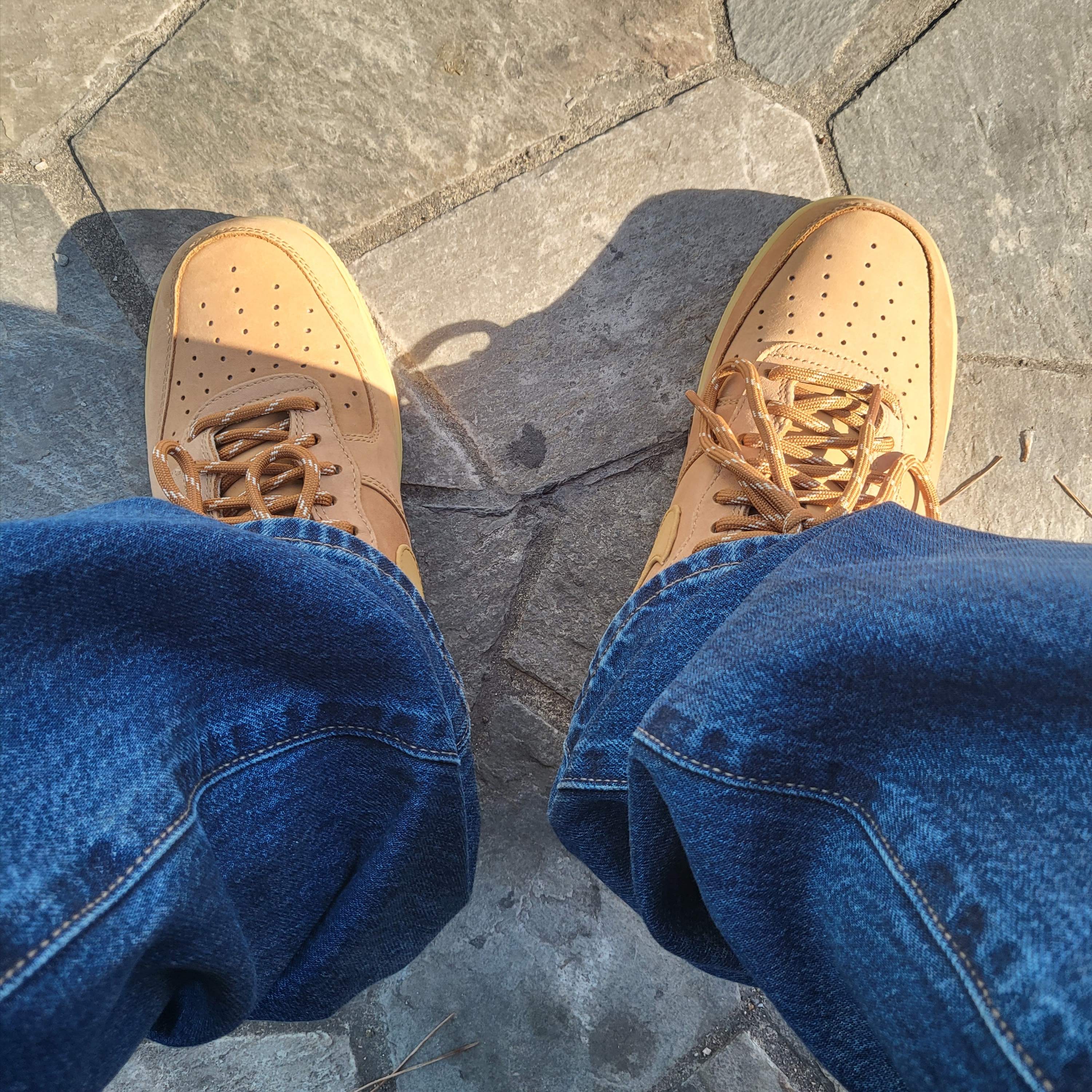 Nike Air Force 1 '07 WB Flax 착용 스타일 - 2