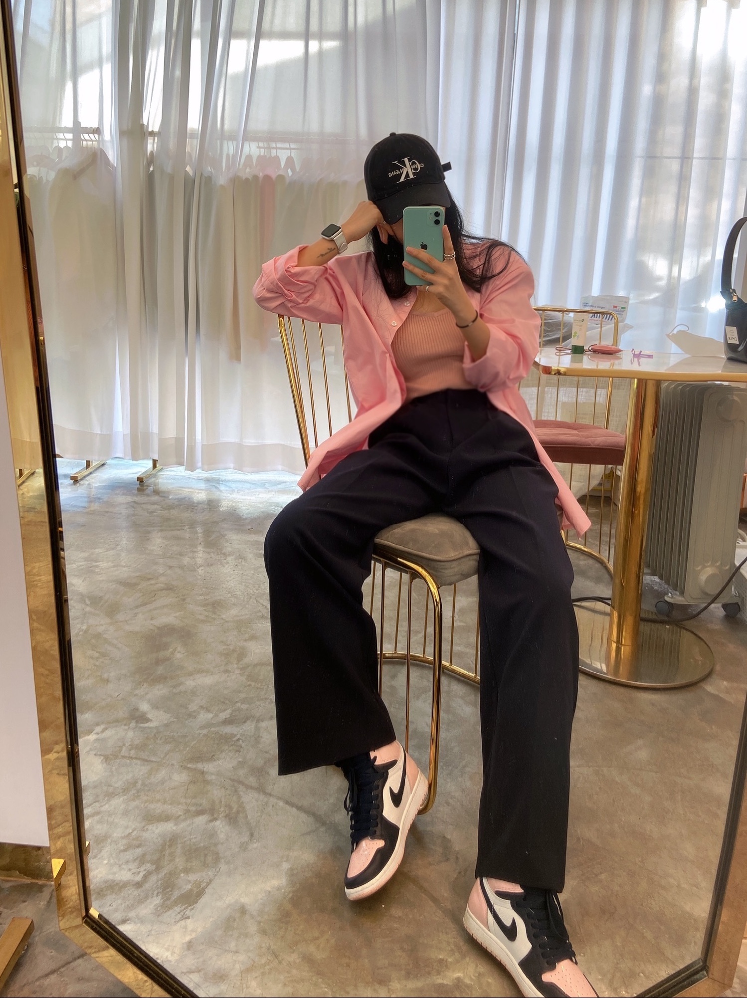 (W) Jordan 1 Retro High OG Atmosphere 착용 스타일 - 2