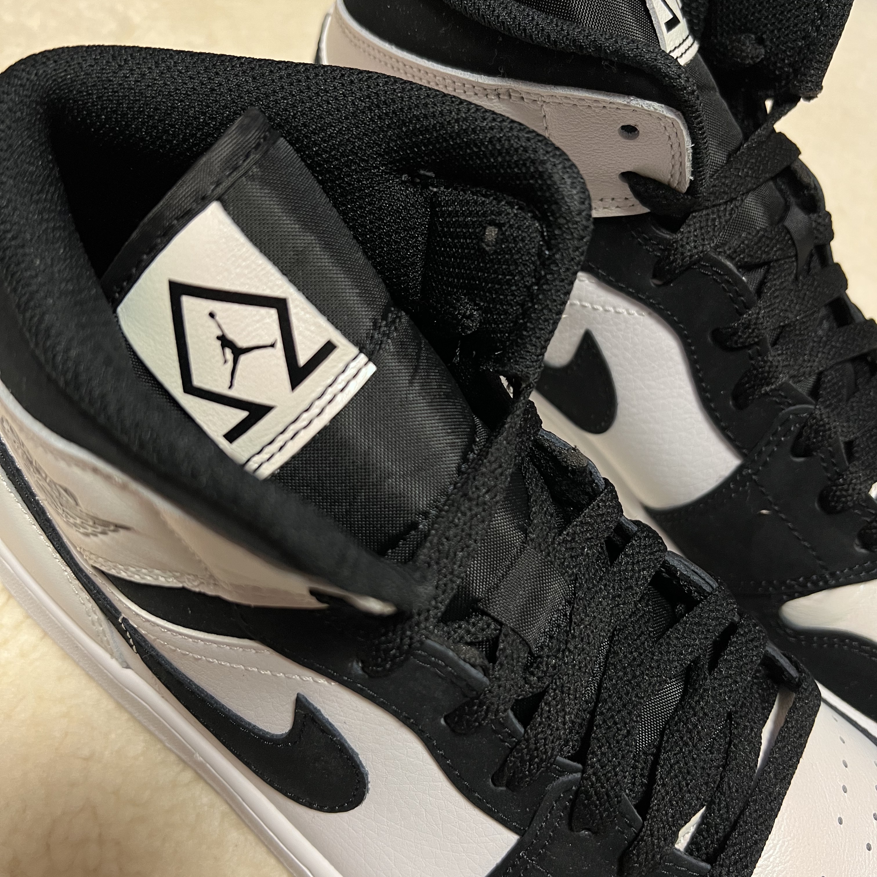 Jordan 1 Mid SE Diamond 착용 스타일 - 3