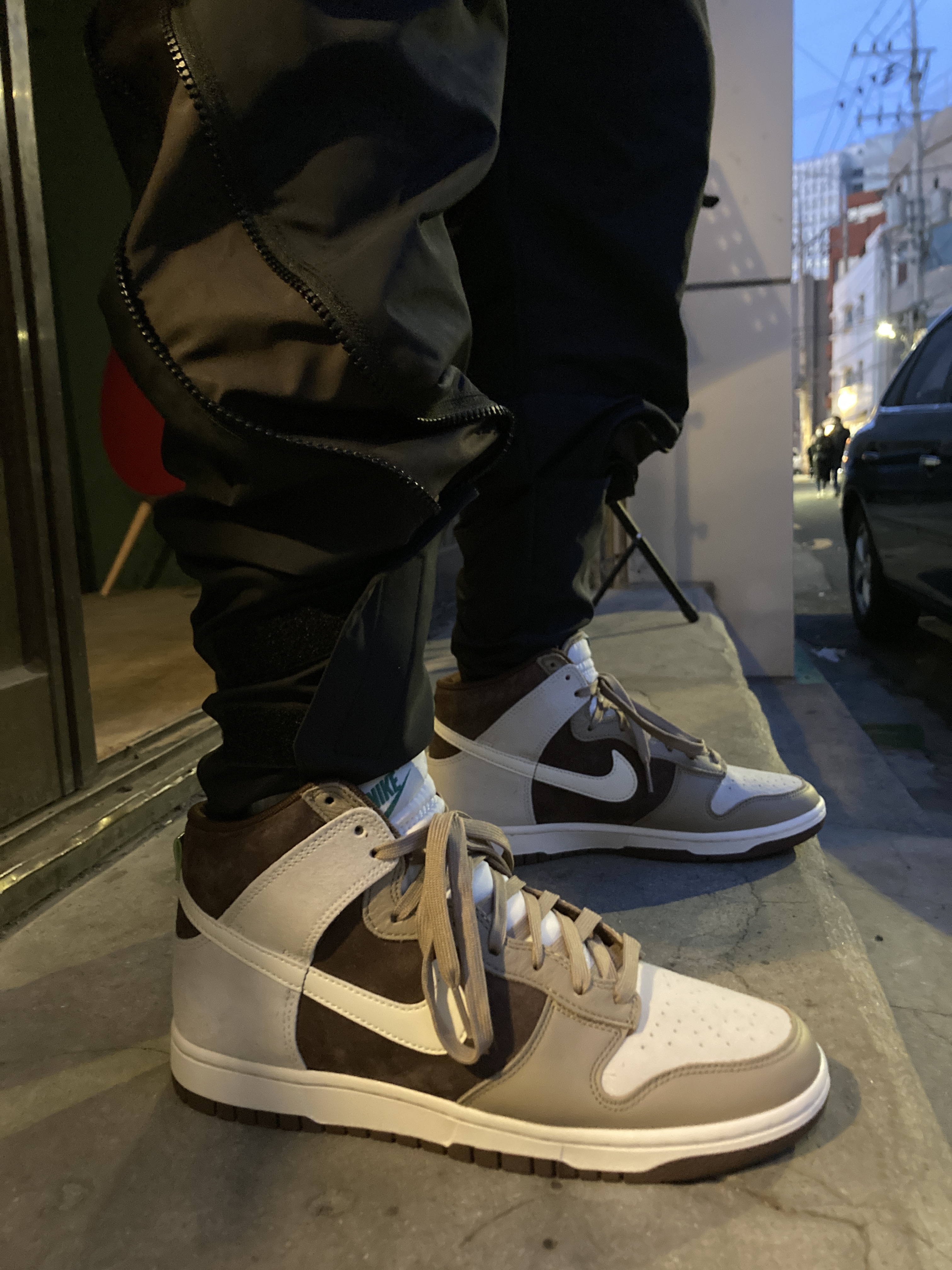 Nike Dunk High Retro PRM Light Chocolate 착용 스타일 - 4