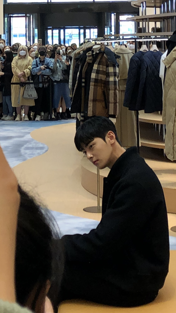 KREAM 프로필 이미지
