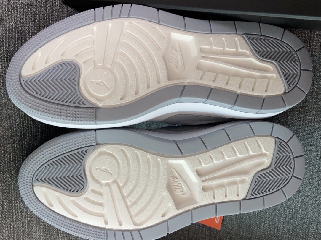 (W) Jordan 1 Elevate Low White and Wolf Grey 착용 스타일 - 4