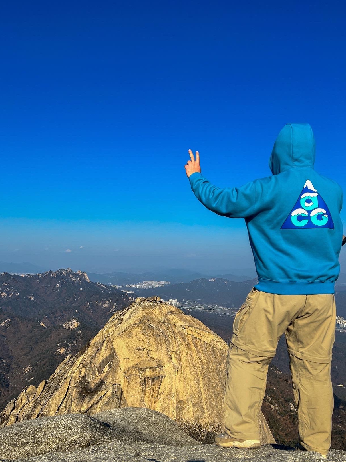 Nike ACG Therma-Fit Full Zip Graphic Hoodie Dutch Blue 착용 스타일 - 3
