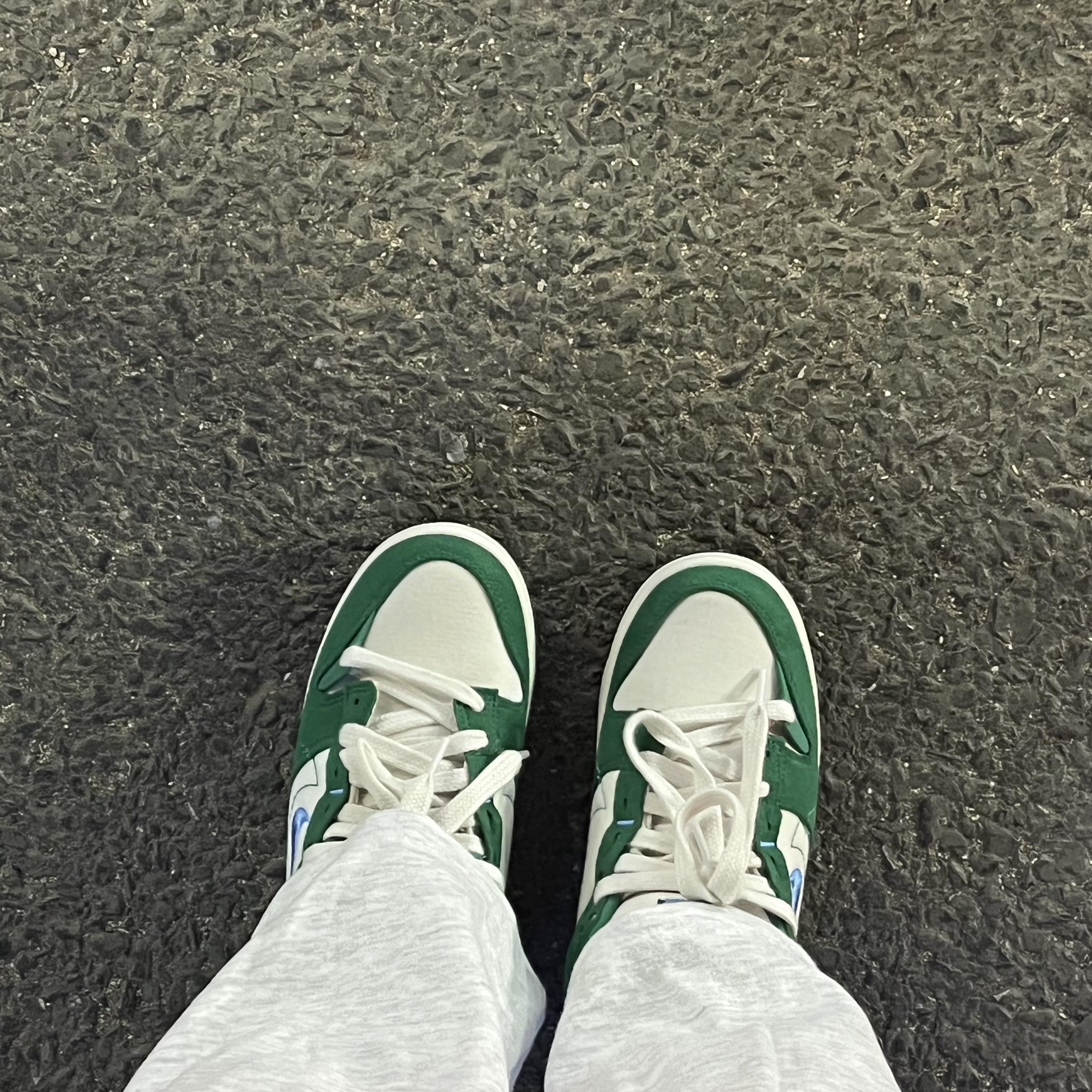 (W) Nike Dunk Low Disrupt 2 Phantom University Blue 착용 스타일 - 2