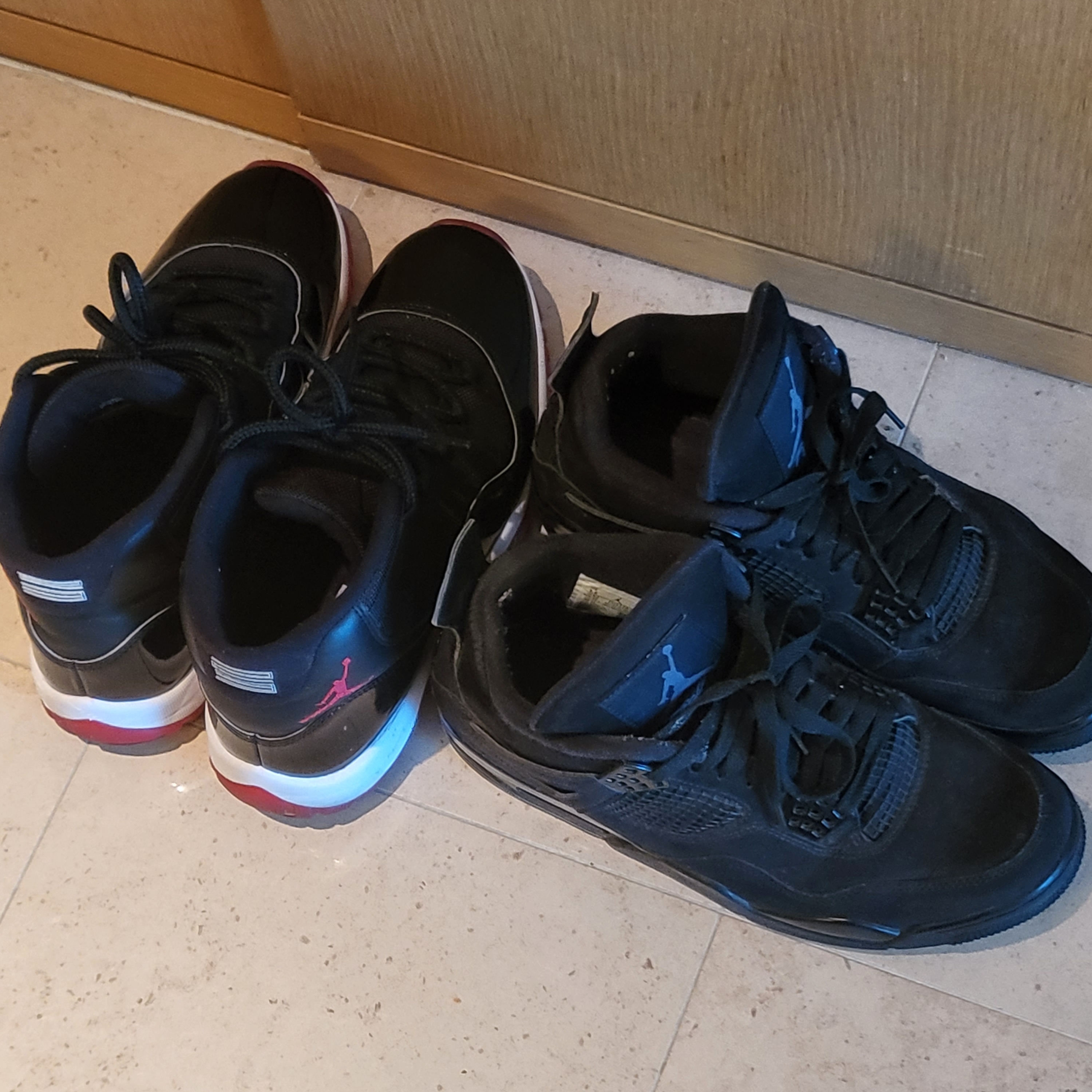 Jordan 11 Retro Bred 2019, Jordan 4 Retro Black Cat 2020 착용 스타일