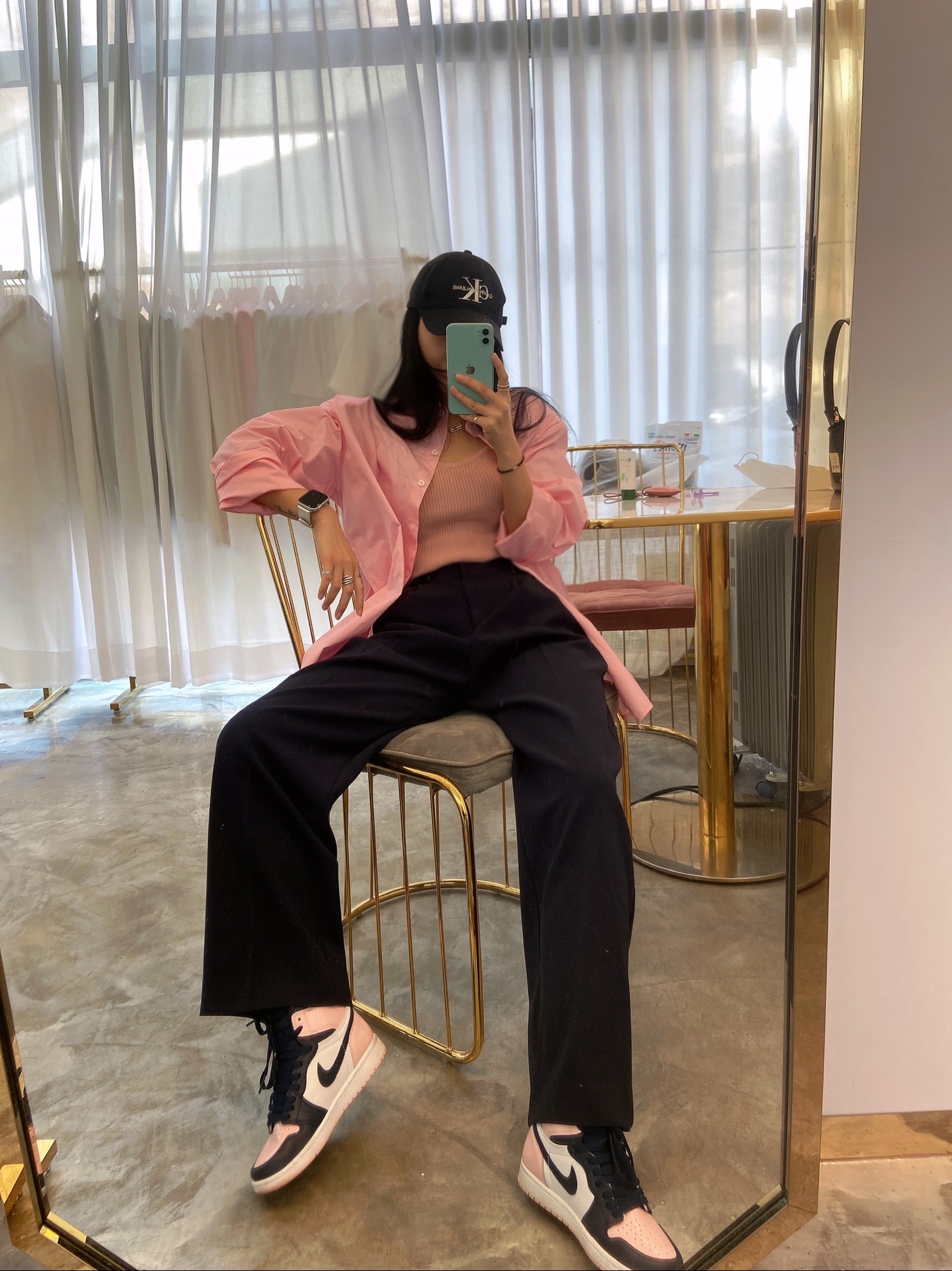 (W) Jordan 1 Retro High OG Atmosphere 착용 스타일 - 1