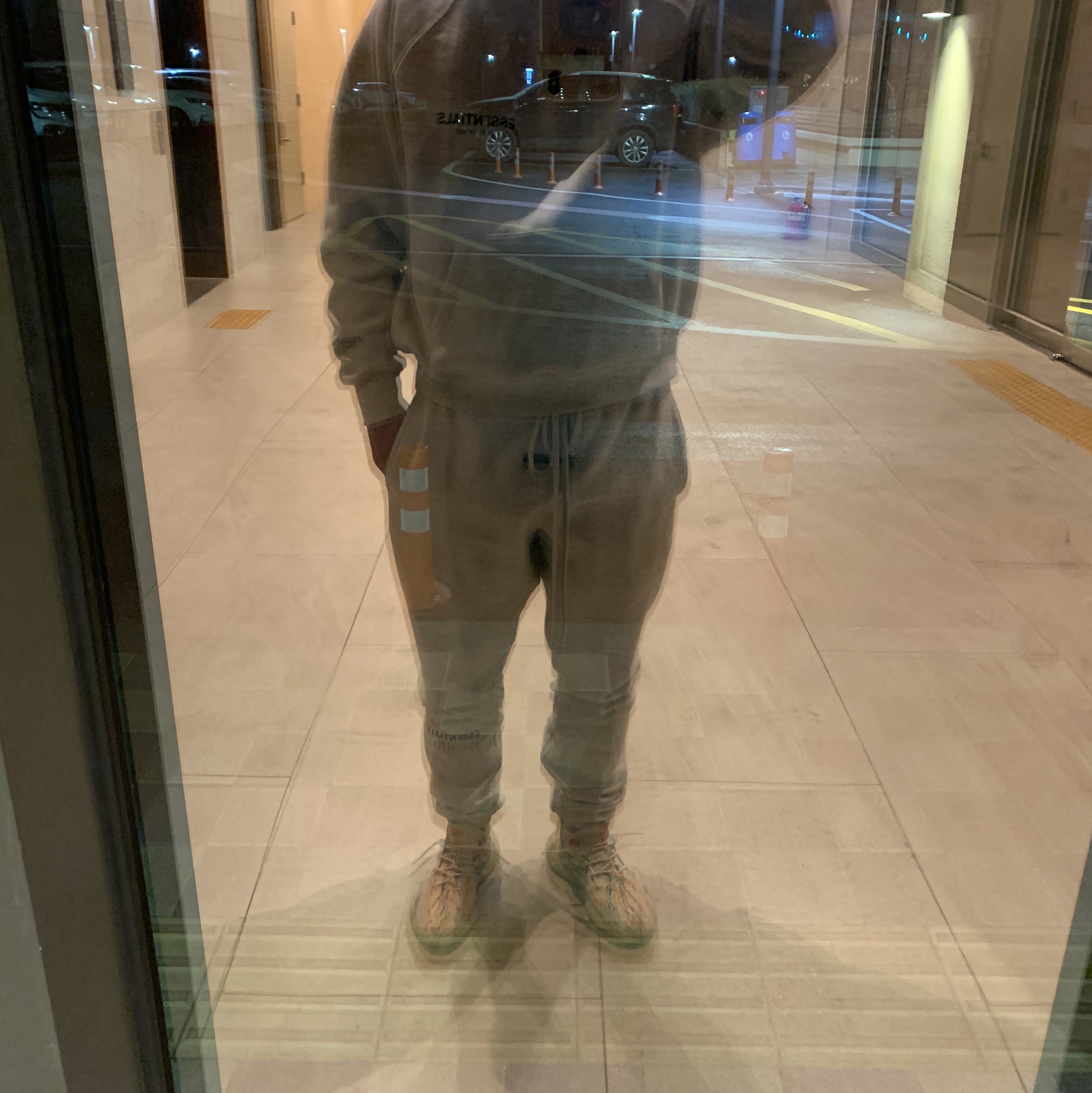 Essentials The Core Collection Sweatpants Oatmeal, Essentials The Core Collection Pullover Hoodie Oatmeal 착용 스타일